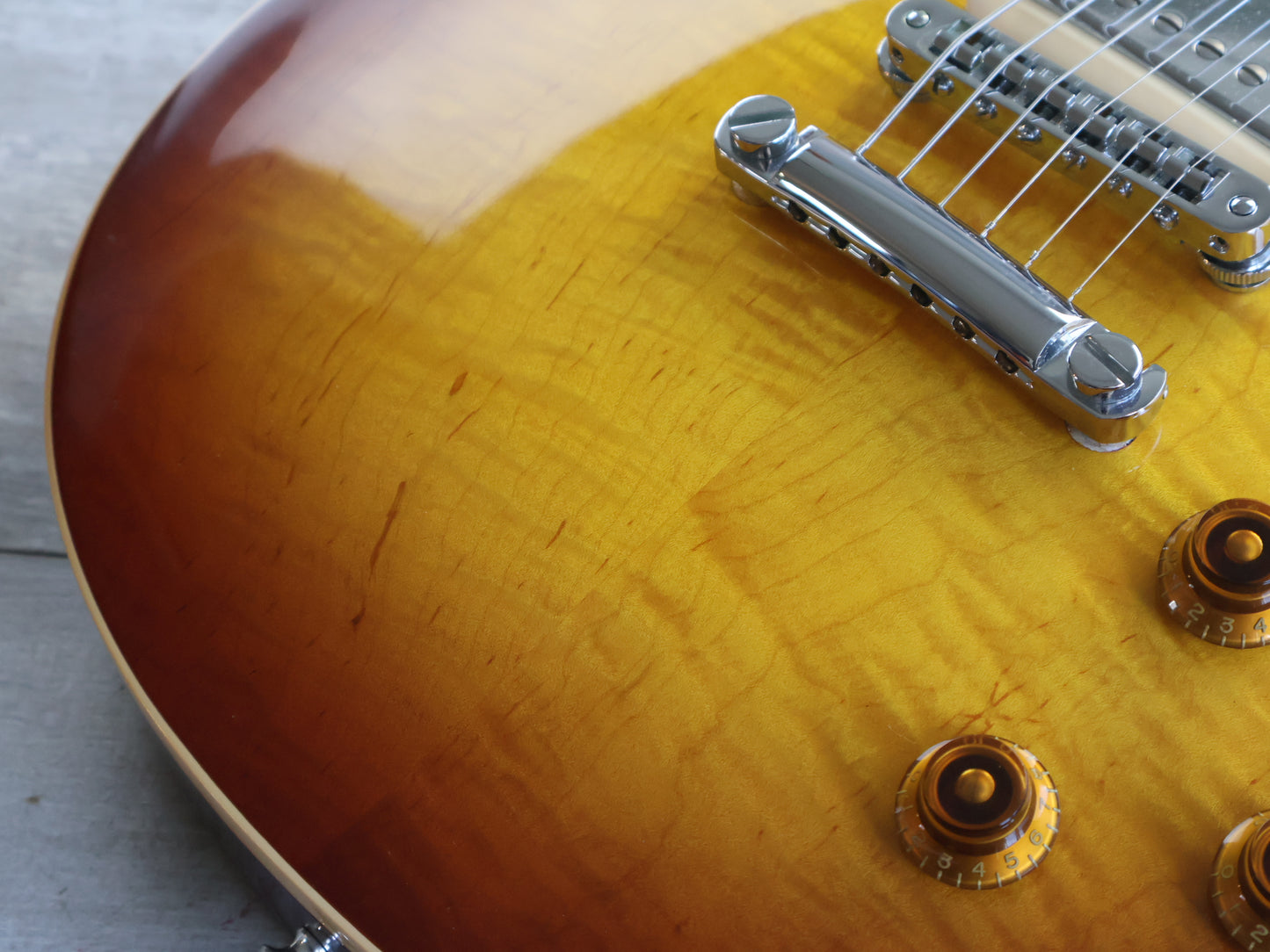 2011 Gibson Les Paul Standard Plus (Iced Tea)