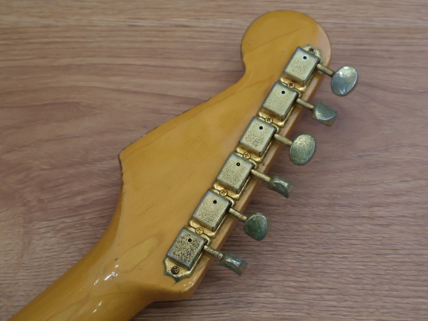 1993 Fender Japan ST62G-65 Custom Edition '62 Reissue Stratocaster (Sunburst)