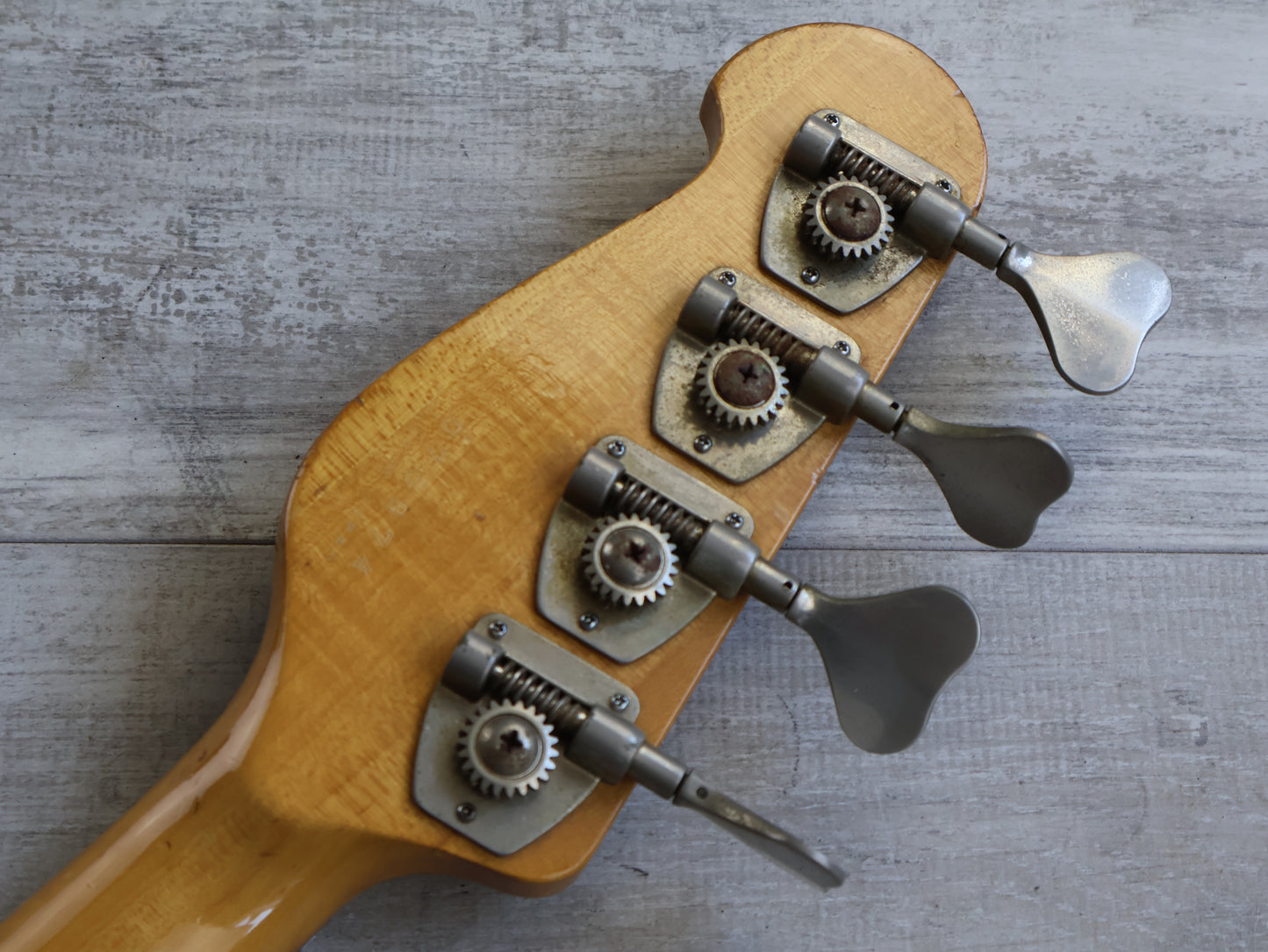 1983 Yamaha Japan BBVIS Defretted/Fretless Medium Scale Broad Bass (Brown Sunburst)