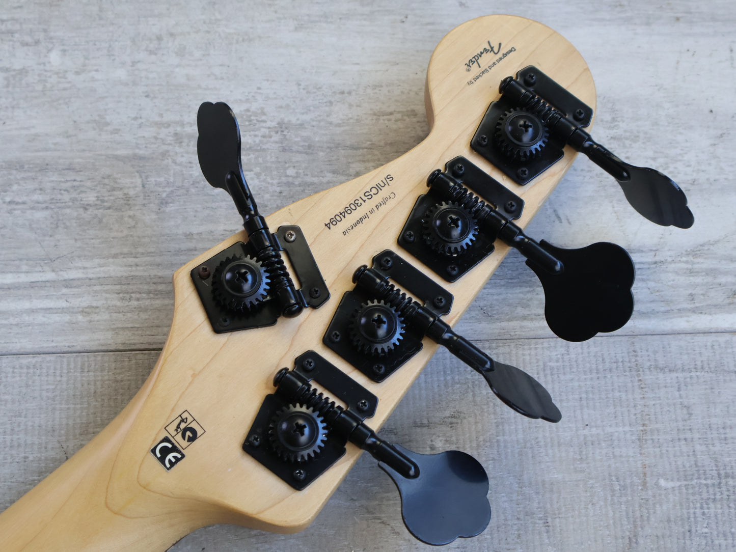 2013 Squier Vintage Modified Jaguar Bass V Special 5-String (Sunburst)