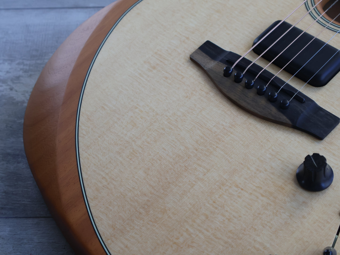 2021 Fender American Acoustasonic Jazzmaster (Natural, Ebony Fingerboard)