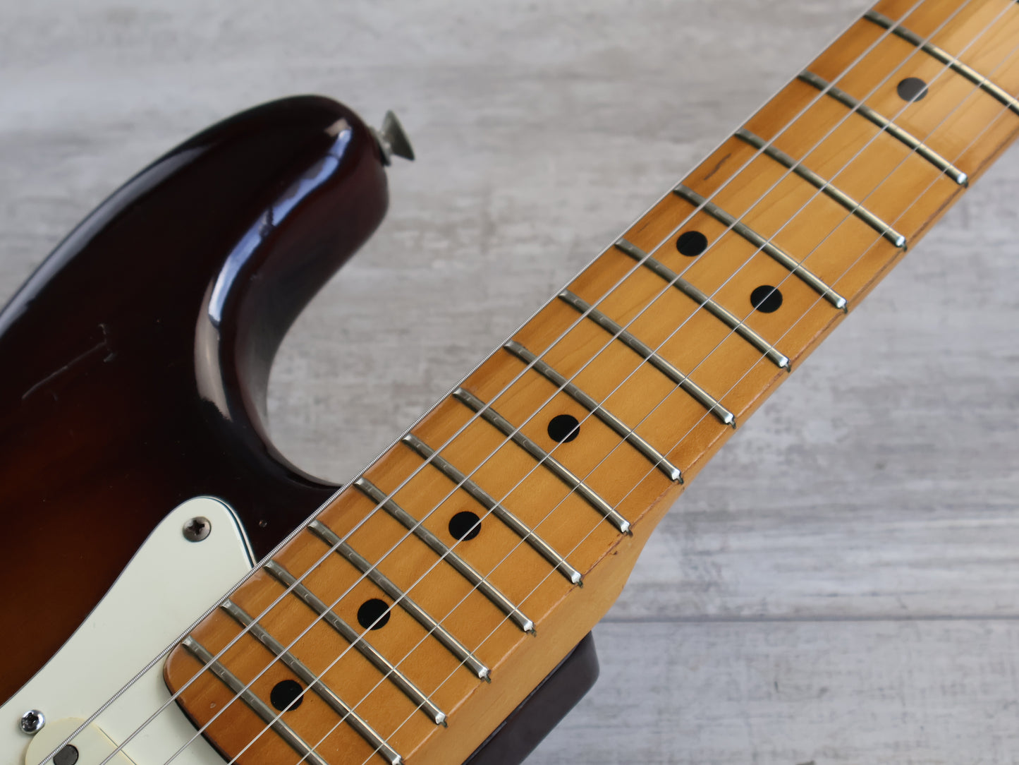 1979 Fernandes Japan FST-70 Vintage Stratocaster (Violin Sunburst)