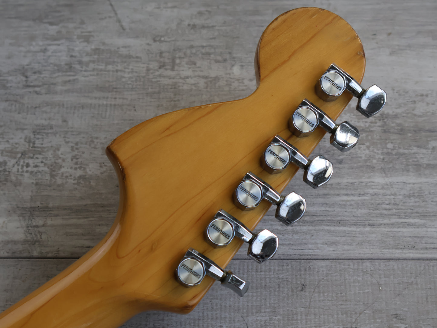 1979 Fernandes Japan FST-70 Vintage Stratocaster (Violin Sunburst)