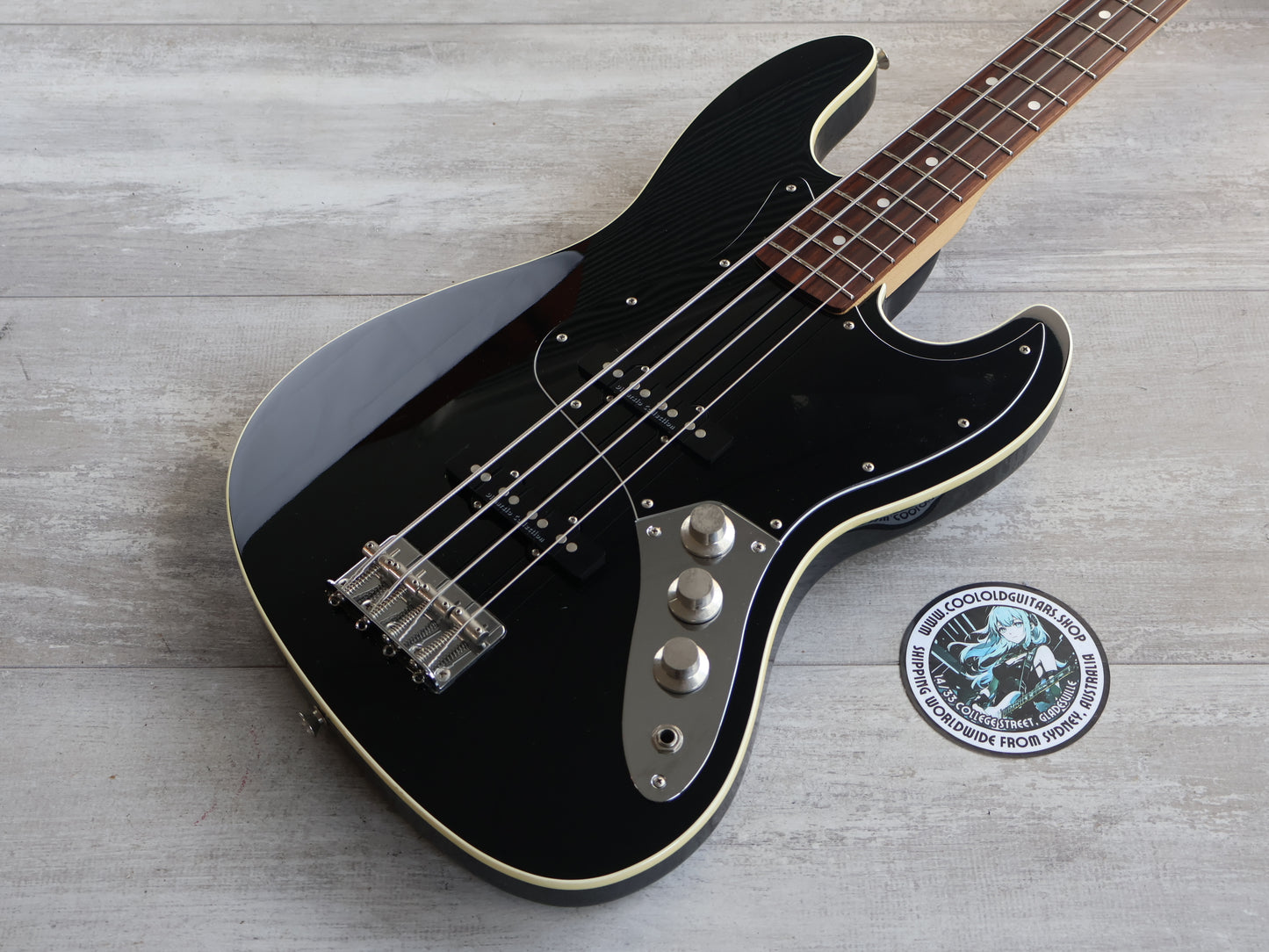 2010 Fender Japan AJB-M Medium Scale Aerodyne Jazz Bass (Black)