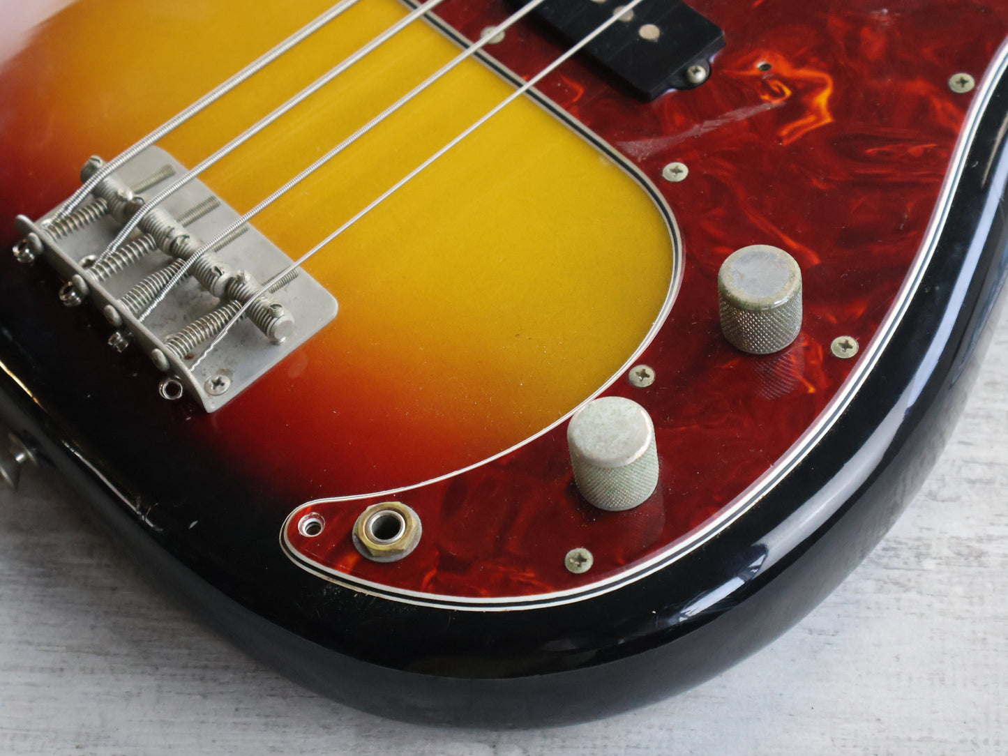 1980's Tokai APB-64 '64 Reissue Vintage Series Precision Bass (Sunburst)