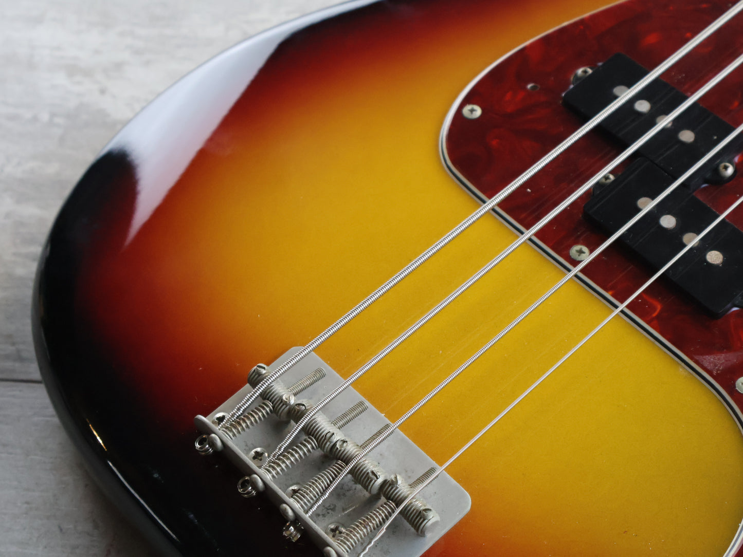 1980's Tokai APB-64 '64 Reissue Vintage Series Precision Bass (Sunburst)