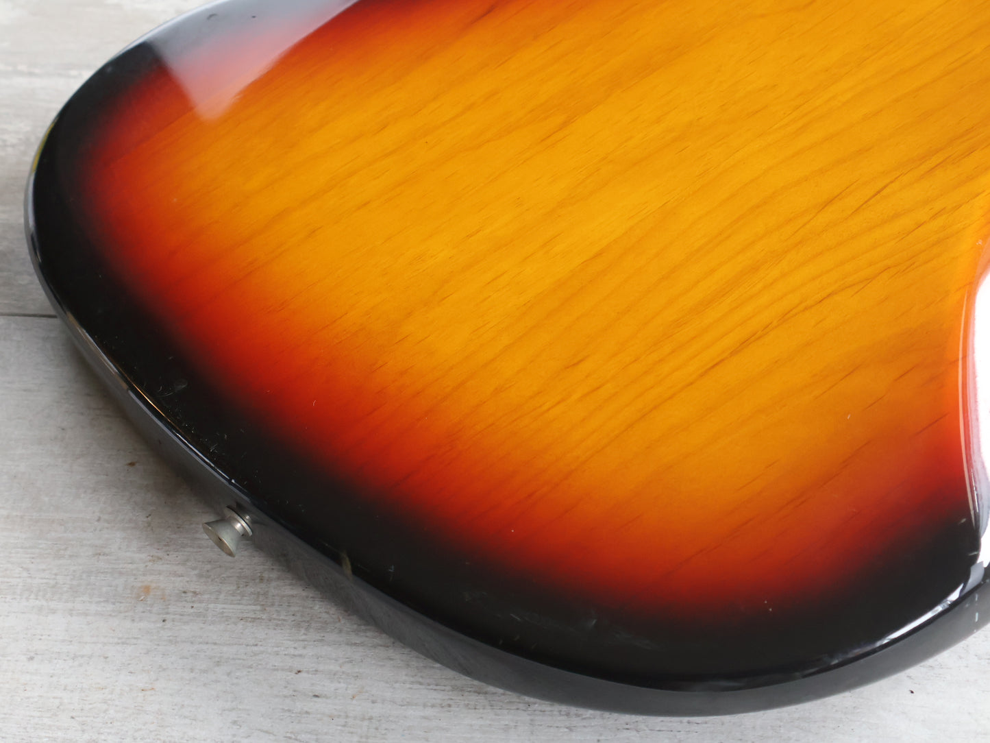 1999 Fender Japan JG66-85 Jaguar w/Seymour Duncan's (Sunburst)