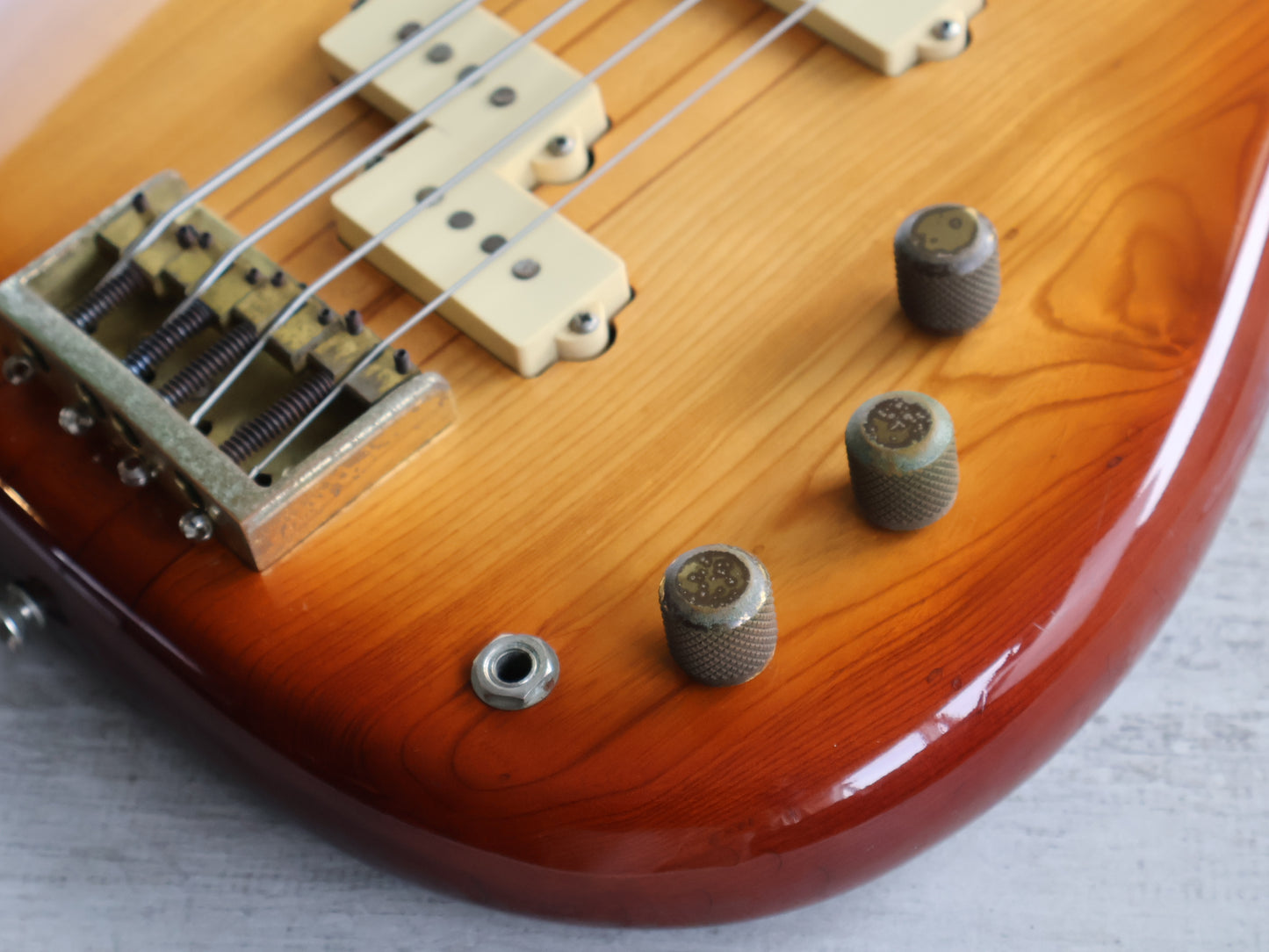 1980 Fernandes Japan FPM-80 Neckthrough Precision Bass (Cherry Sunburst)