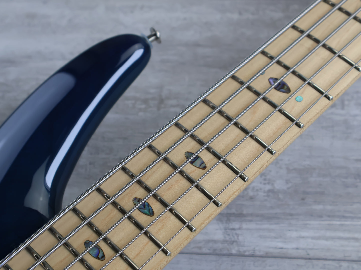 2015 Ibanez Japan SR2505M Prestige SDGR 5-String Bass (Blue Zircon)