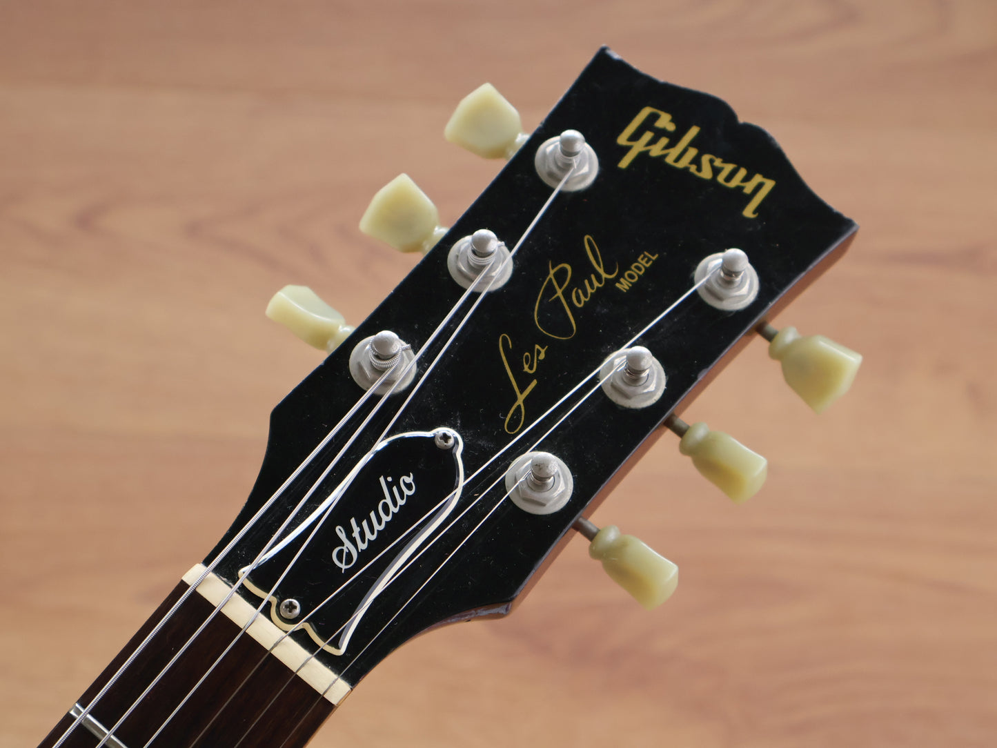 1995 Gibson USA Les Paul Studio (Wine Red)