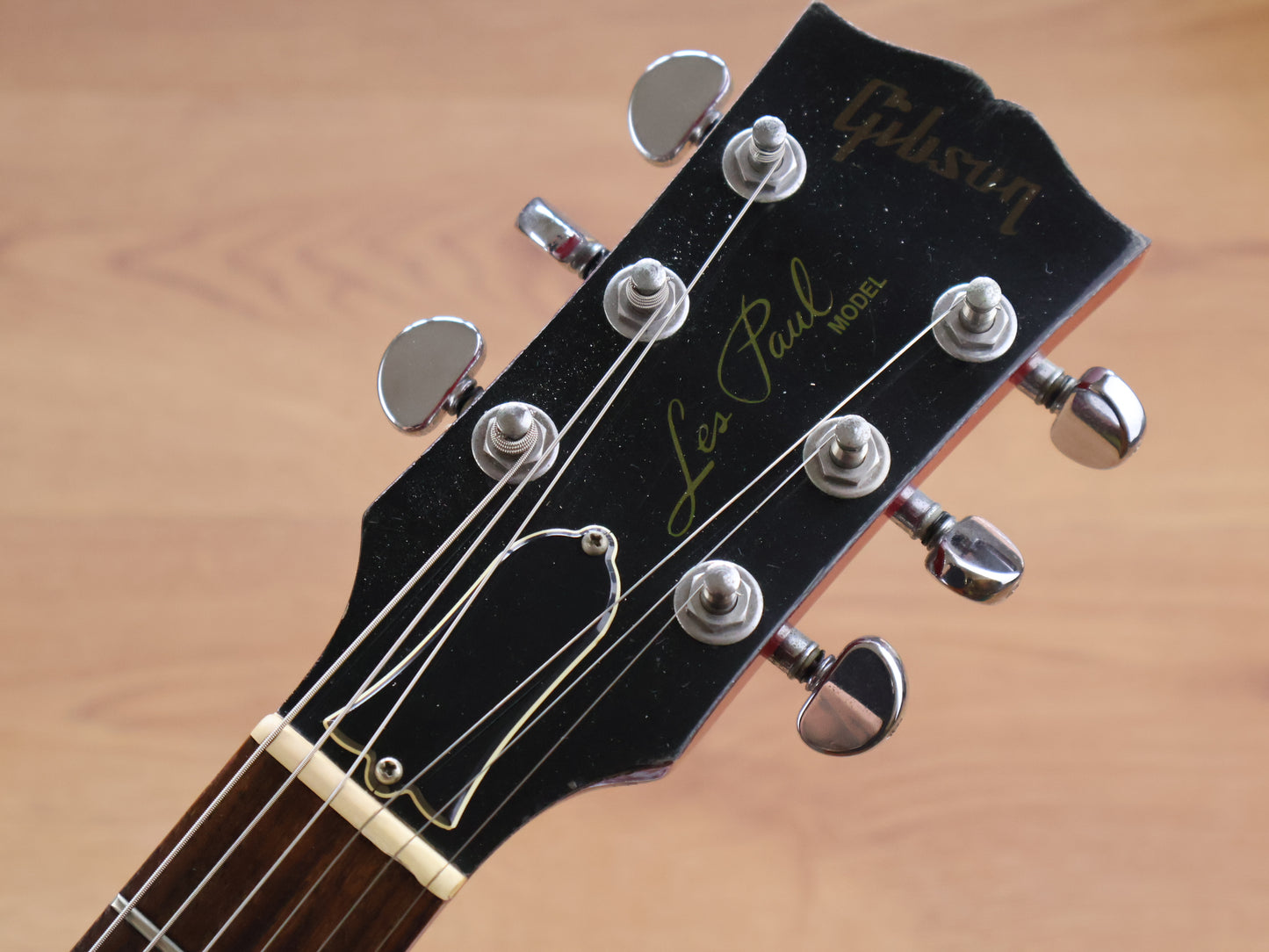 1998 Gibson USA "Japanese Market" Les Paul (Ruby Red)