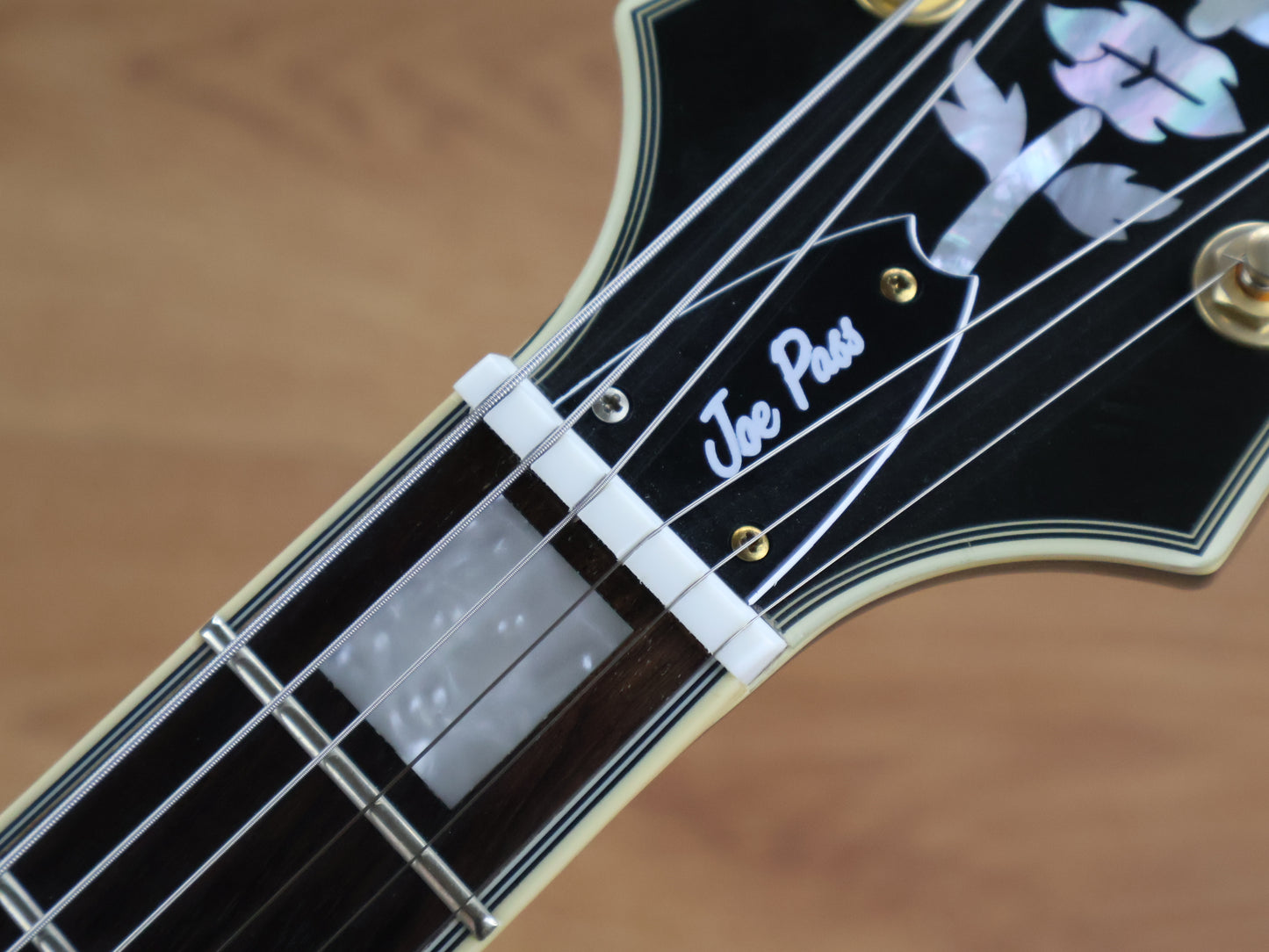 2004 Epiphone Korea Joe Pass Emperor II Hollowbody Jazzbox (Sunburst)