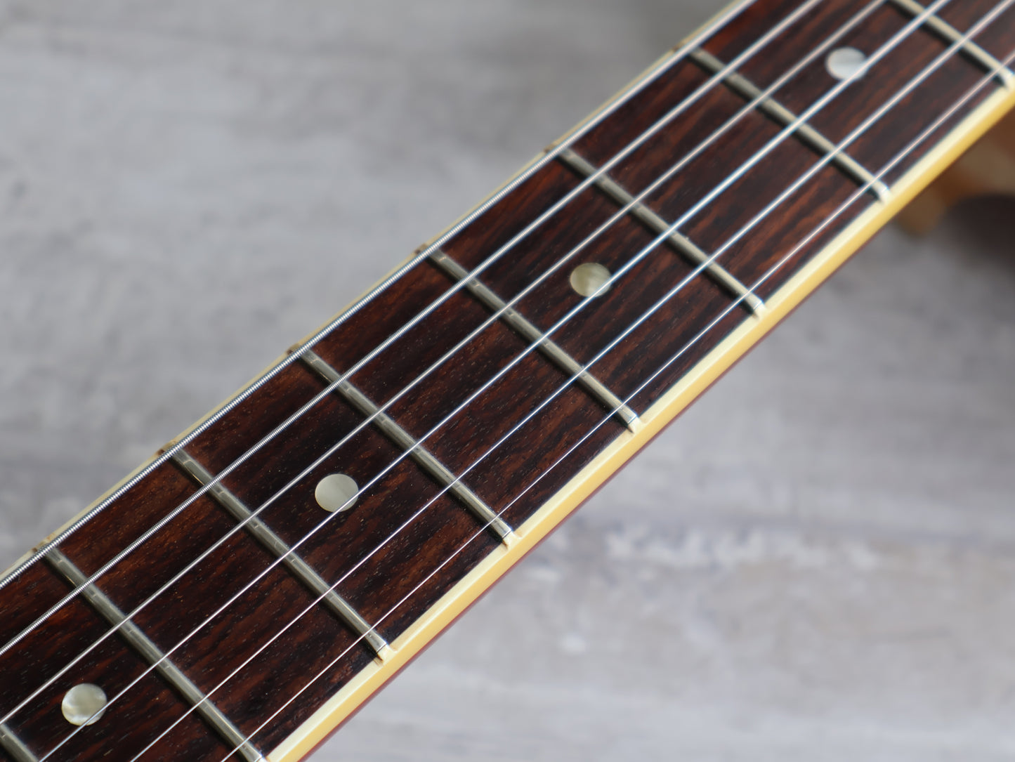 2005 Gibson USA SG Classic w/P90's (Heritage Cherry)
