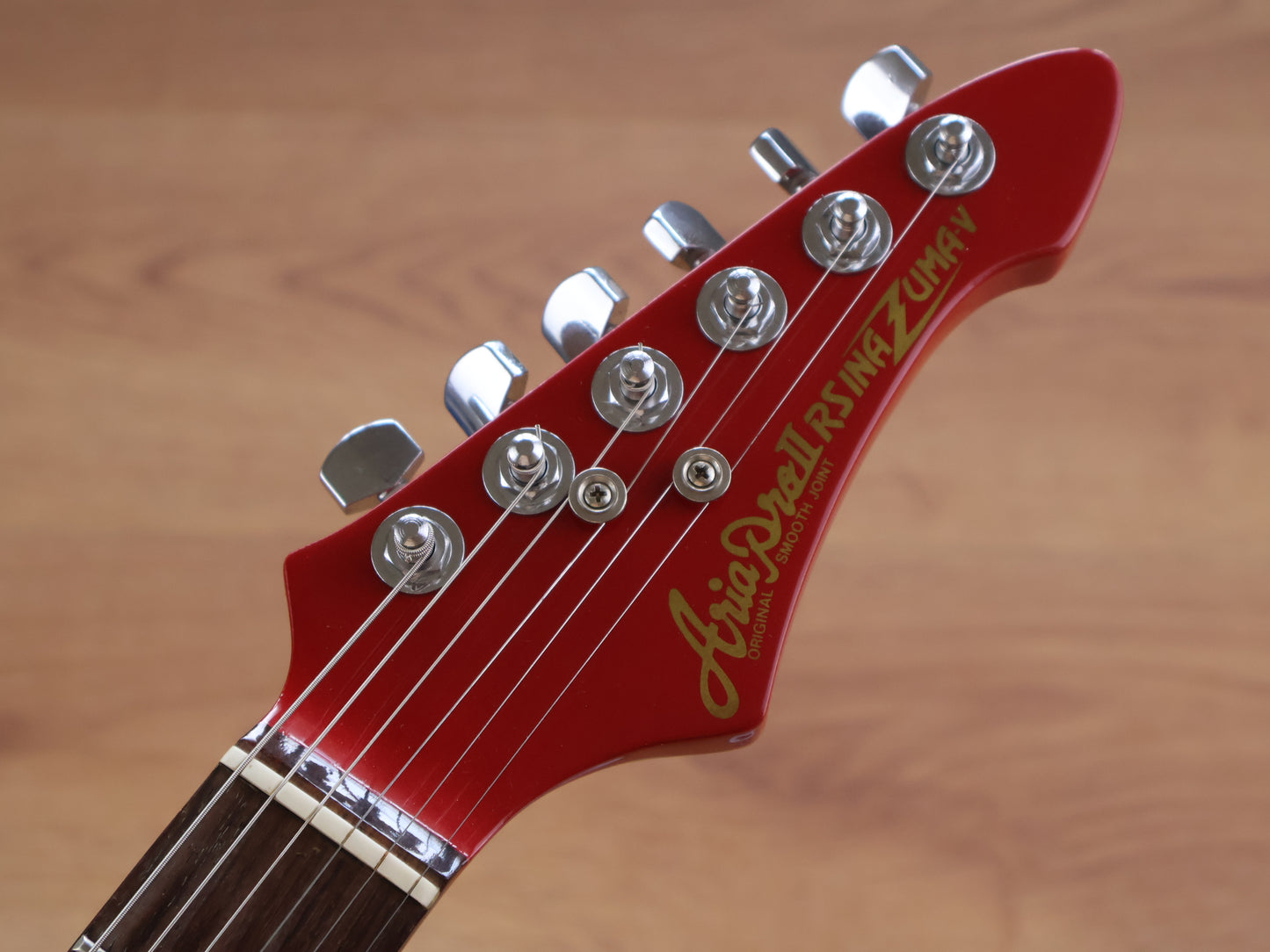 1982 Aria Pro II Japan RS INAZUMA-V (Cardinal Red)