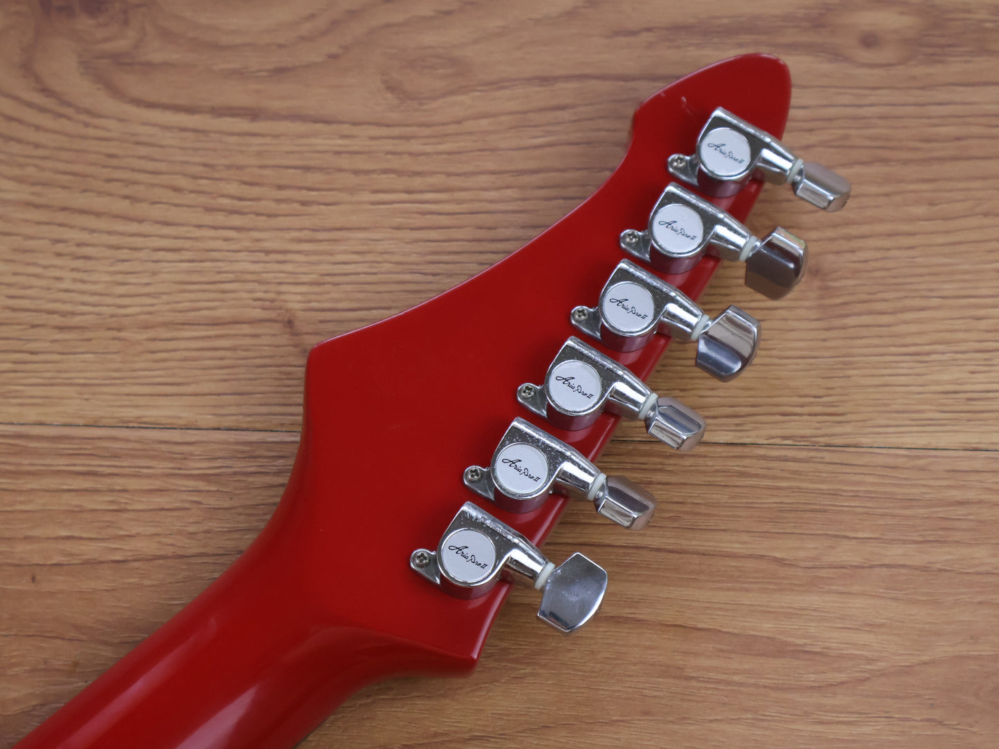 1982 Aria Pro II Japan RS INAZUMA-V (Cardinal Red)