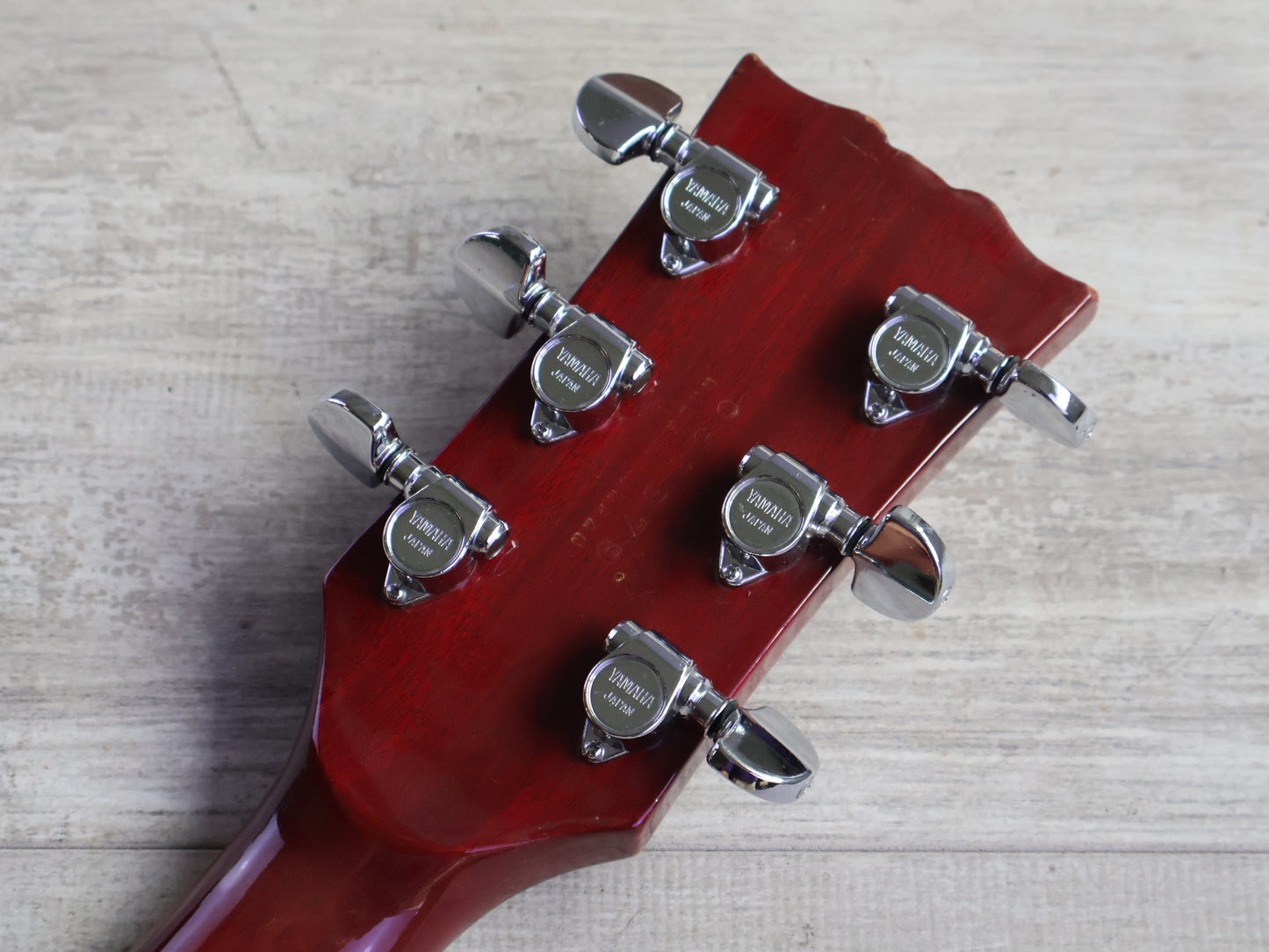 1982 Yamaha Japan SG-800S Double Cutaway (Cherry Sunburst)