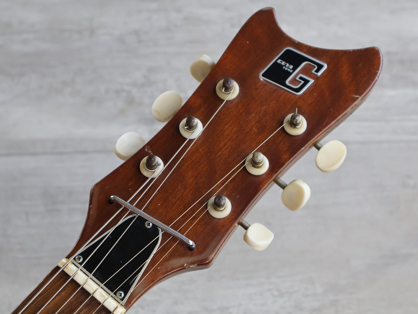 1966 Guyatone LG-50T Offset w/Goldfoils (Aged White)