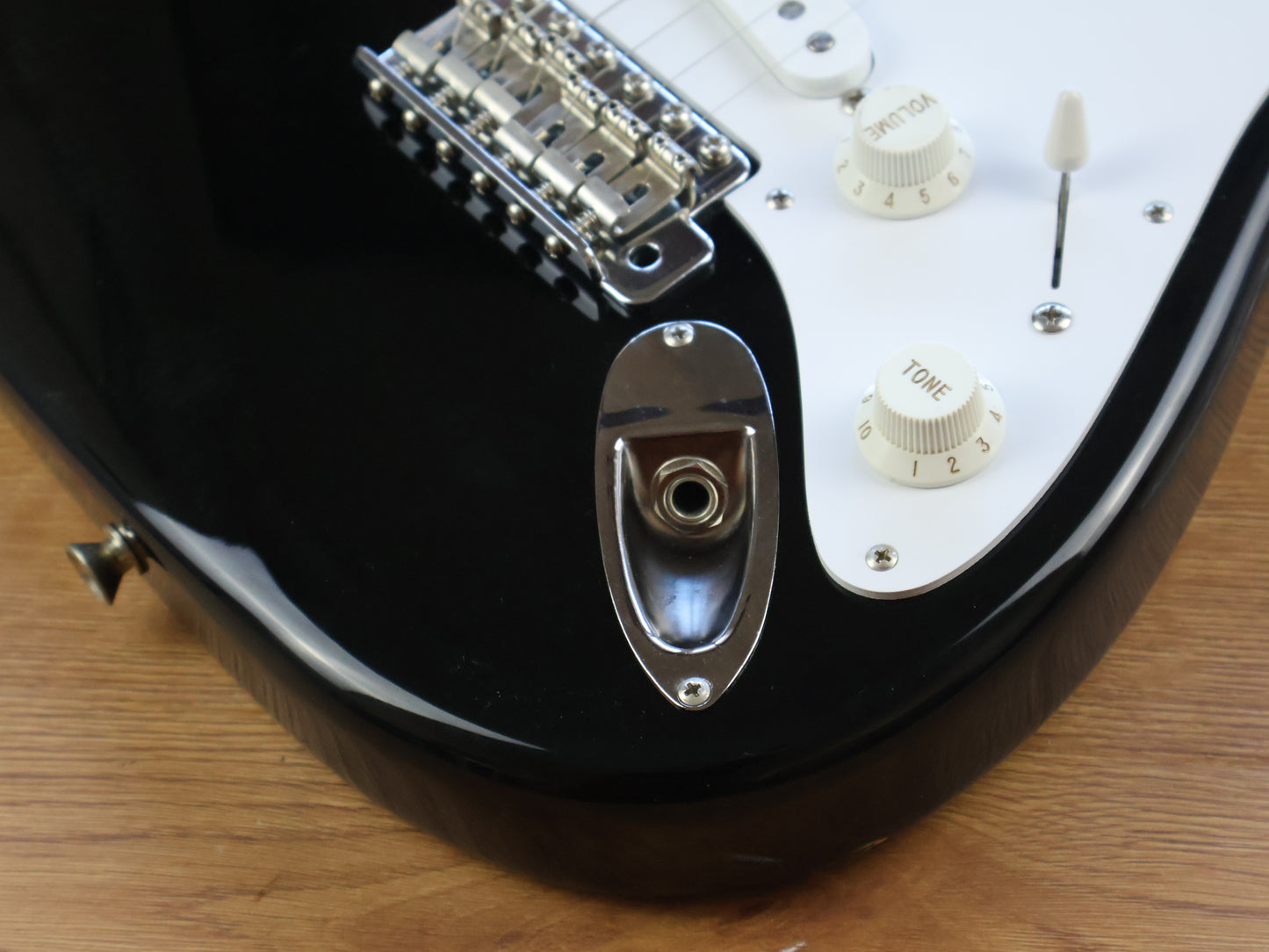2002 Fender Japan Short Scale Mini Stratocaster (Black)