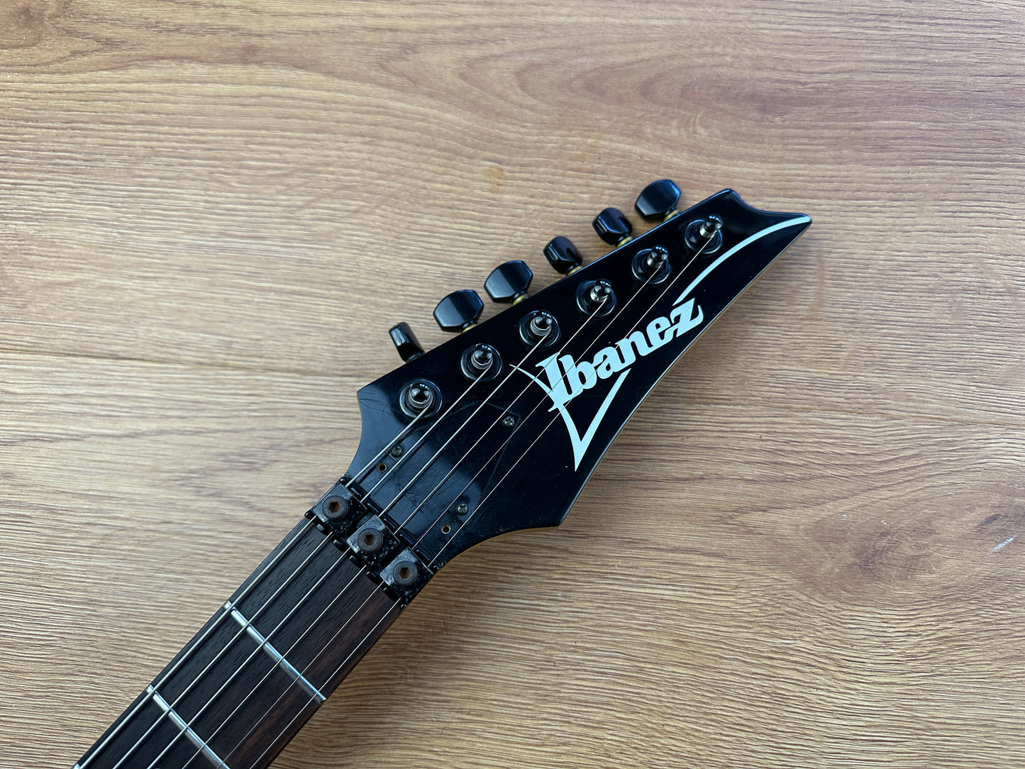 1990 Ibanez 540R Radius Series Superstrat (Jewel Blue)