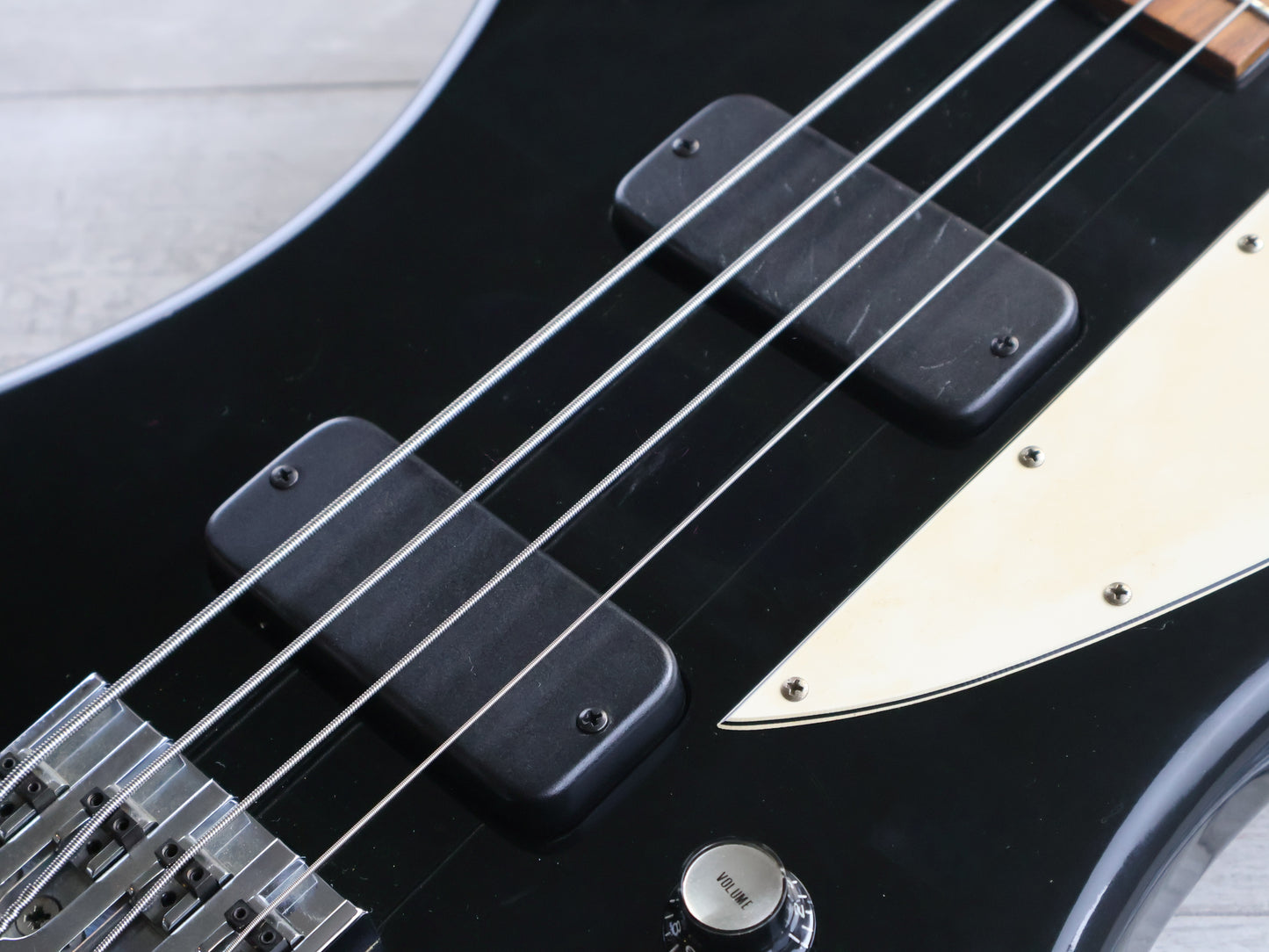 2006 Gibson USA Thunderbird Studio Bass (Ebony)