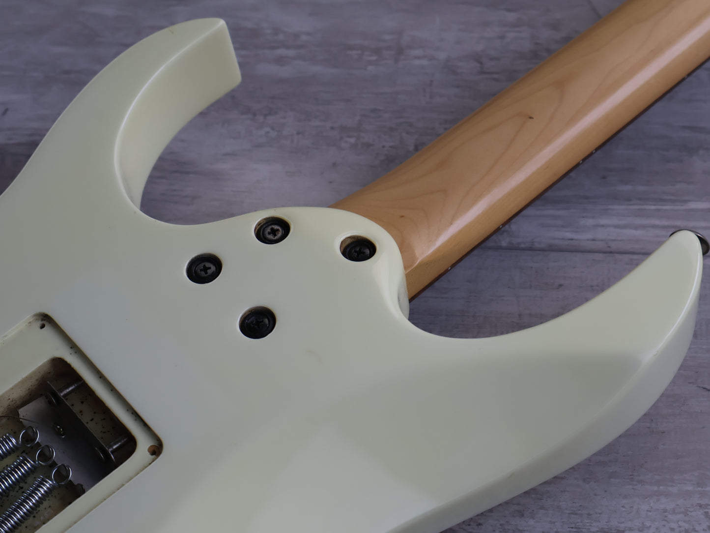 1997 Ibanez Japan PGM30 Paul Gilbert Signature Model (White)
