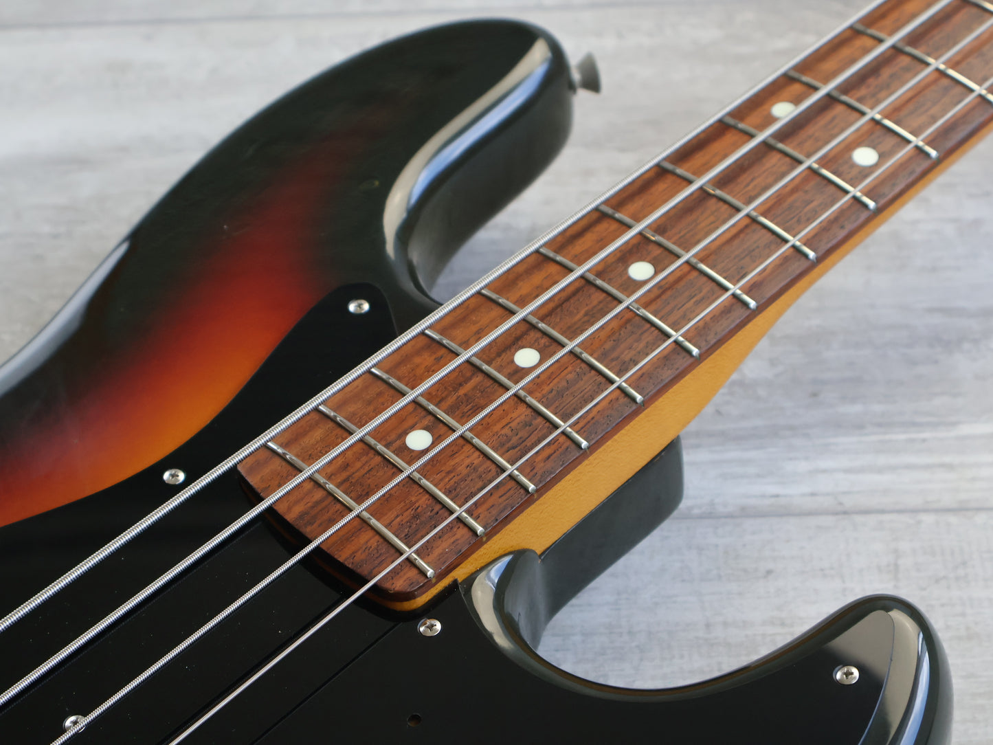 1994 Fender Japan PB62 '62 Reissue Precision Bass Neck w/Jazz Bass Body (Sunburst)