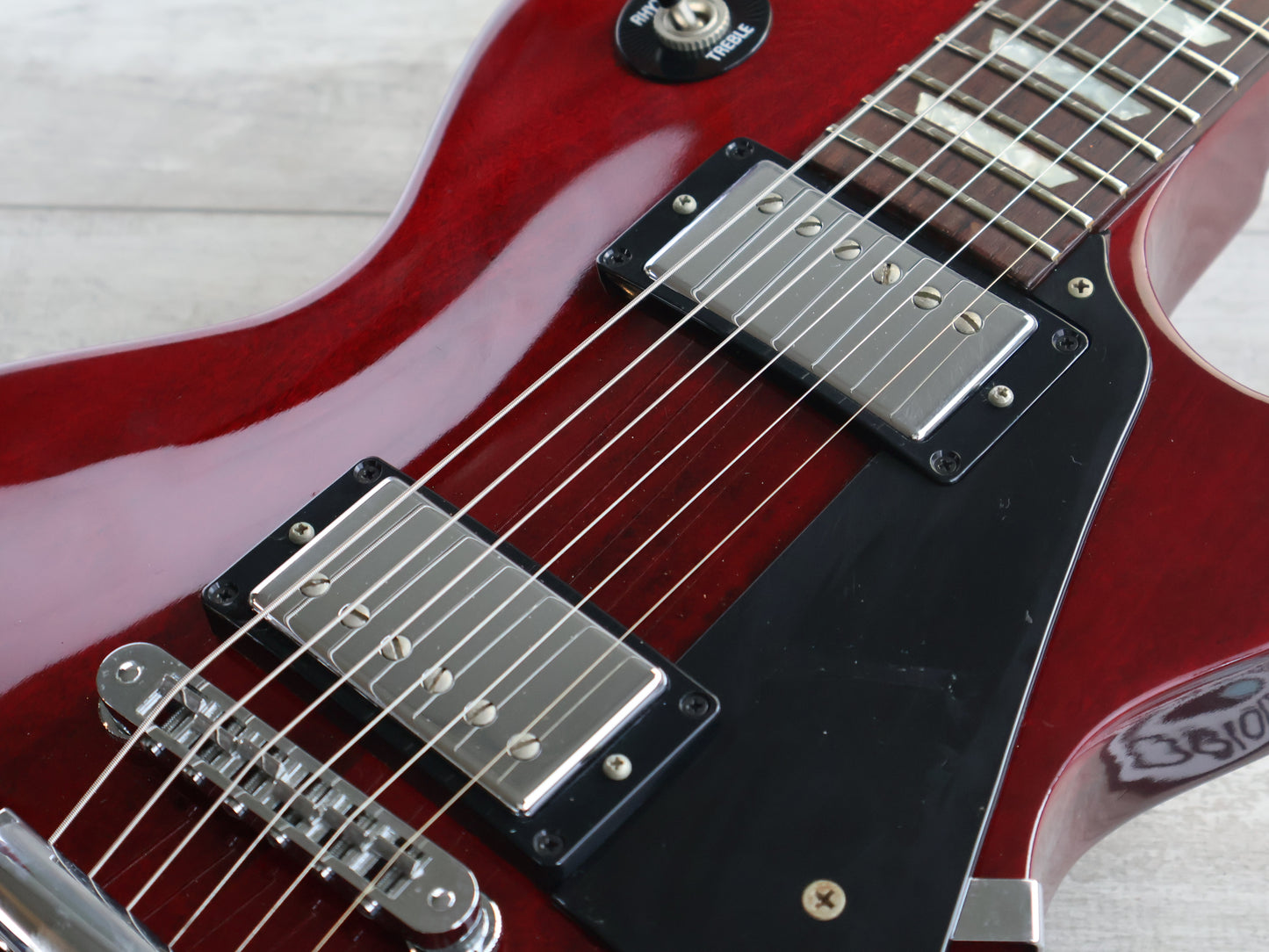 2004 Gibson USA Les Paul Studio (Wine Red)