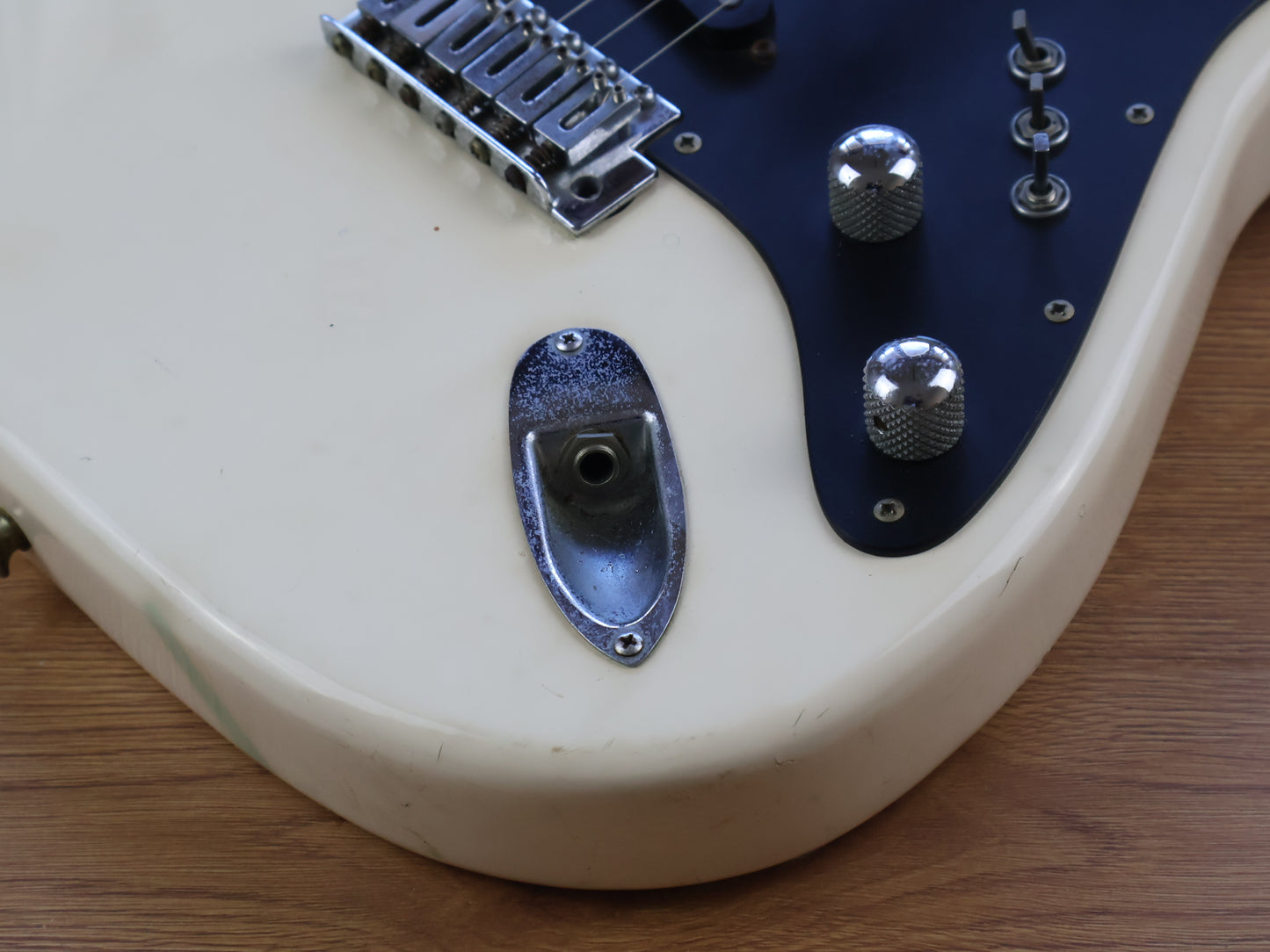 1980's Fresher Japan Protean Series Jeff Beck Stratocaster (Gloss White)