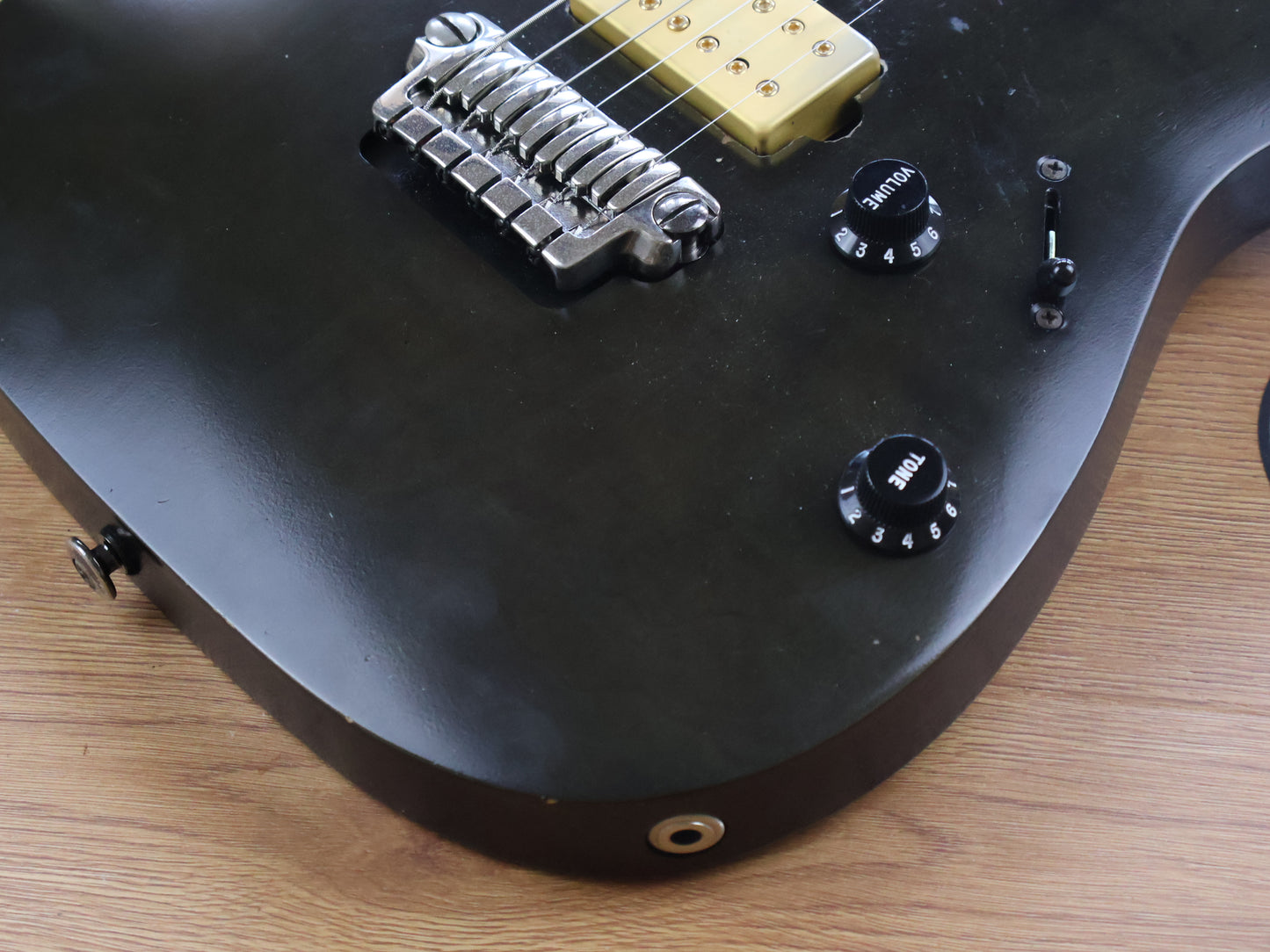 2005 Ibanez Prestige RGA121 HH Superstrat w/Dimarzio Titan's (Violin Flat)