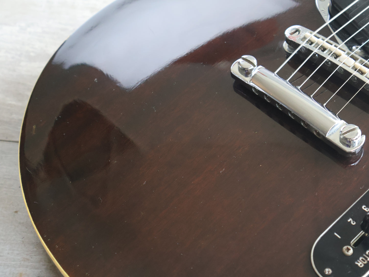 1974 Greco Japan PE-600 Les Paul Professional (Walnut)