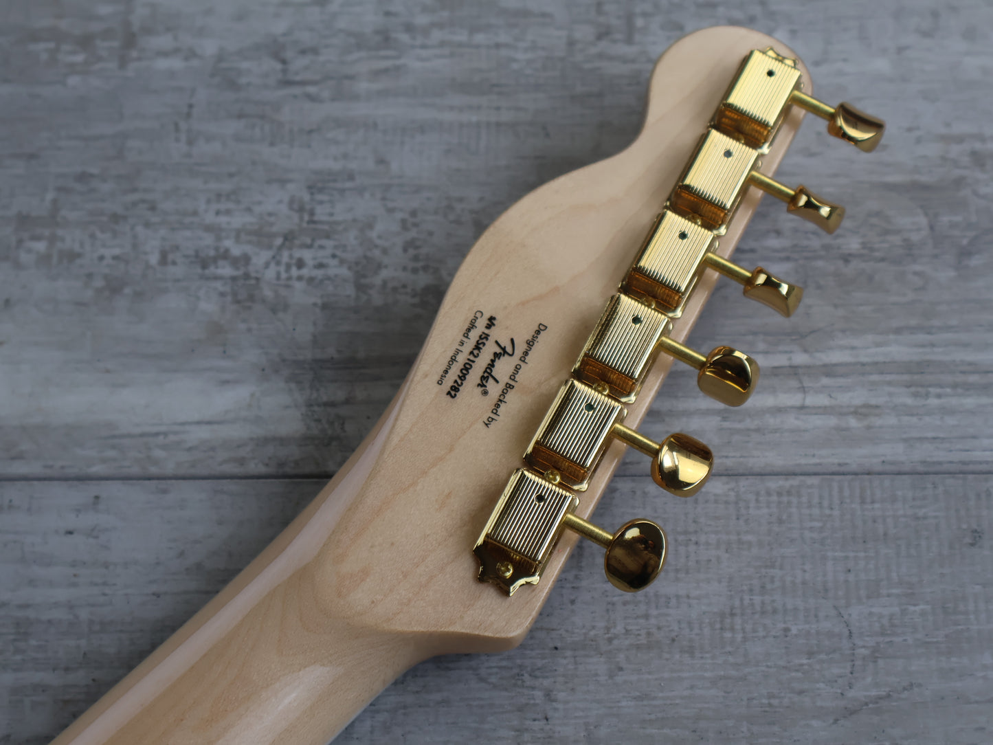 Squier 40th Anniversary "Gold Edition" Telecaster (Black)