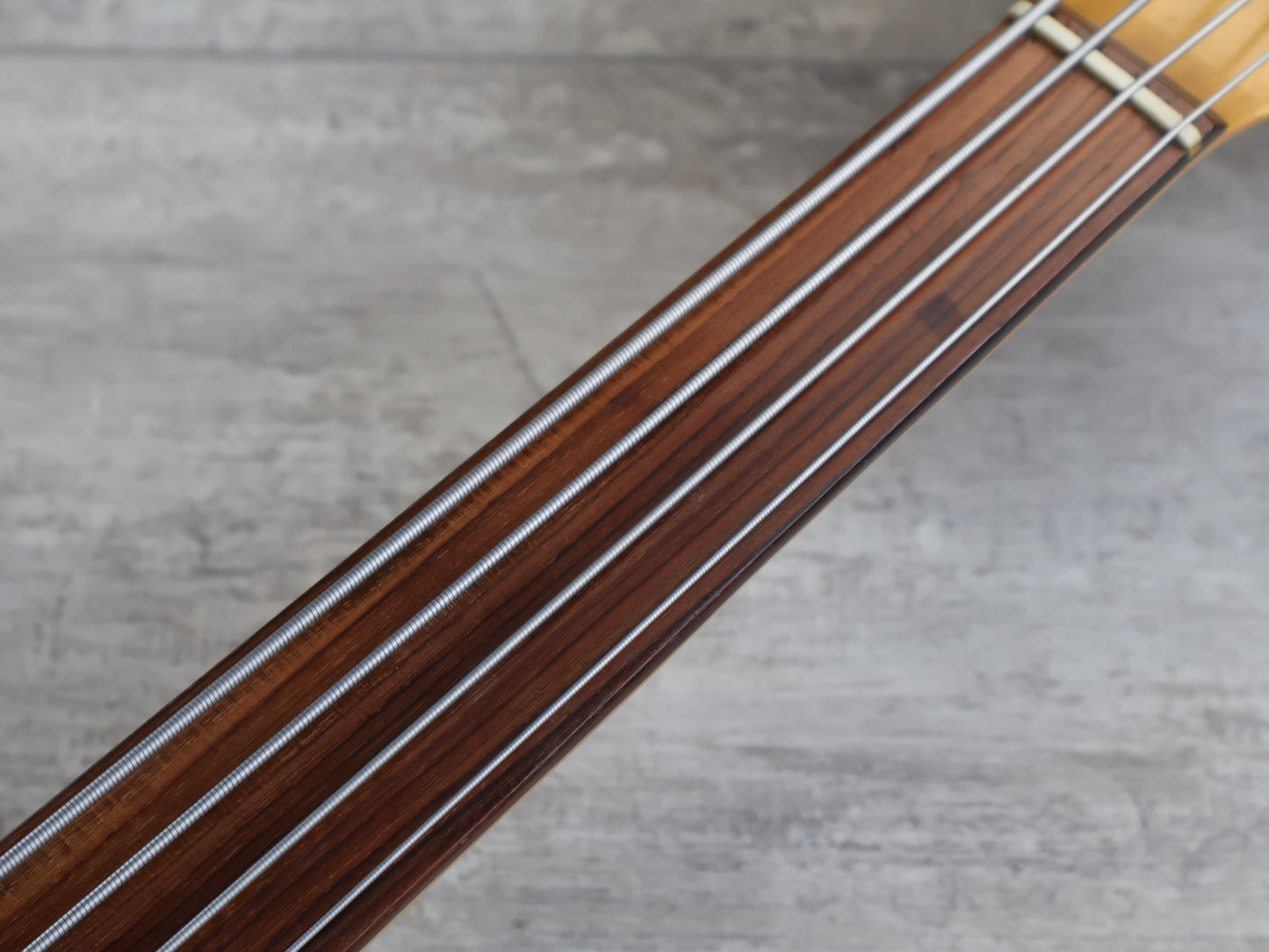 1982 Fernandes Japan RJB-FL Revival Series Fretless Jazz Bass (Sunburst)
