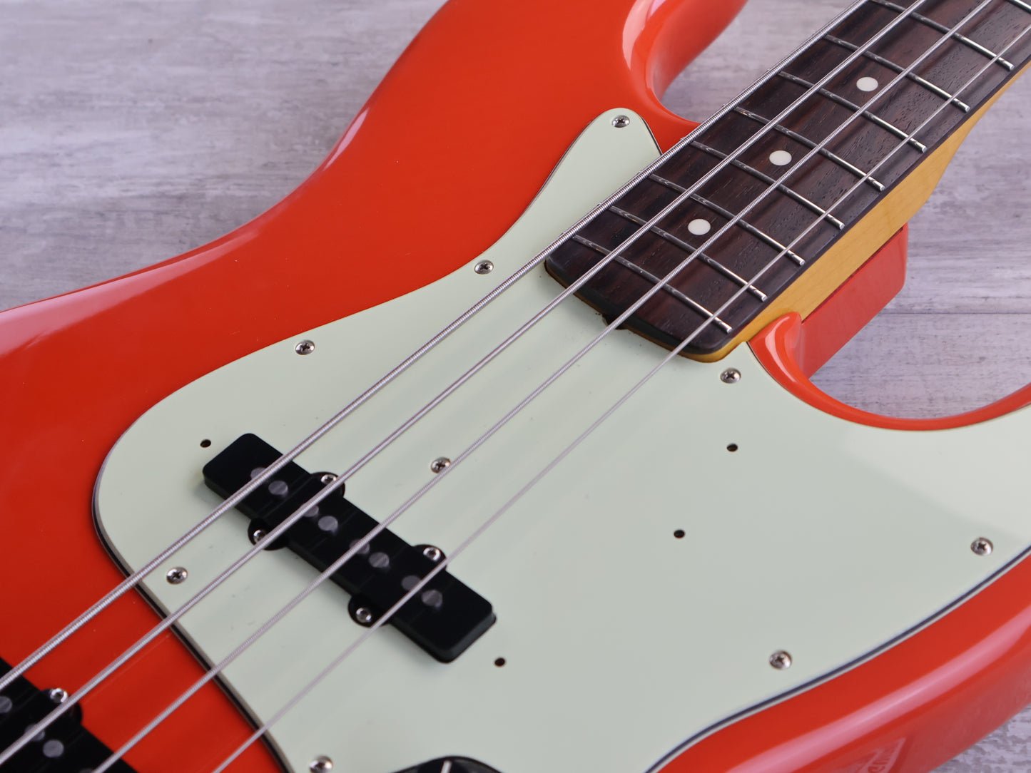 2002 Fender Japan JB62-58 '62 Reissue Jazz Bass (Fiesta Red)