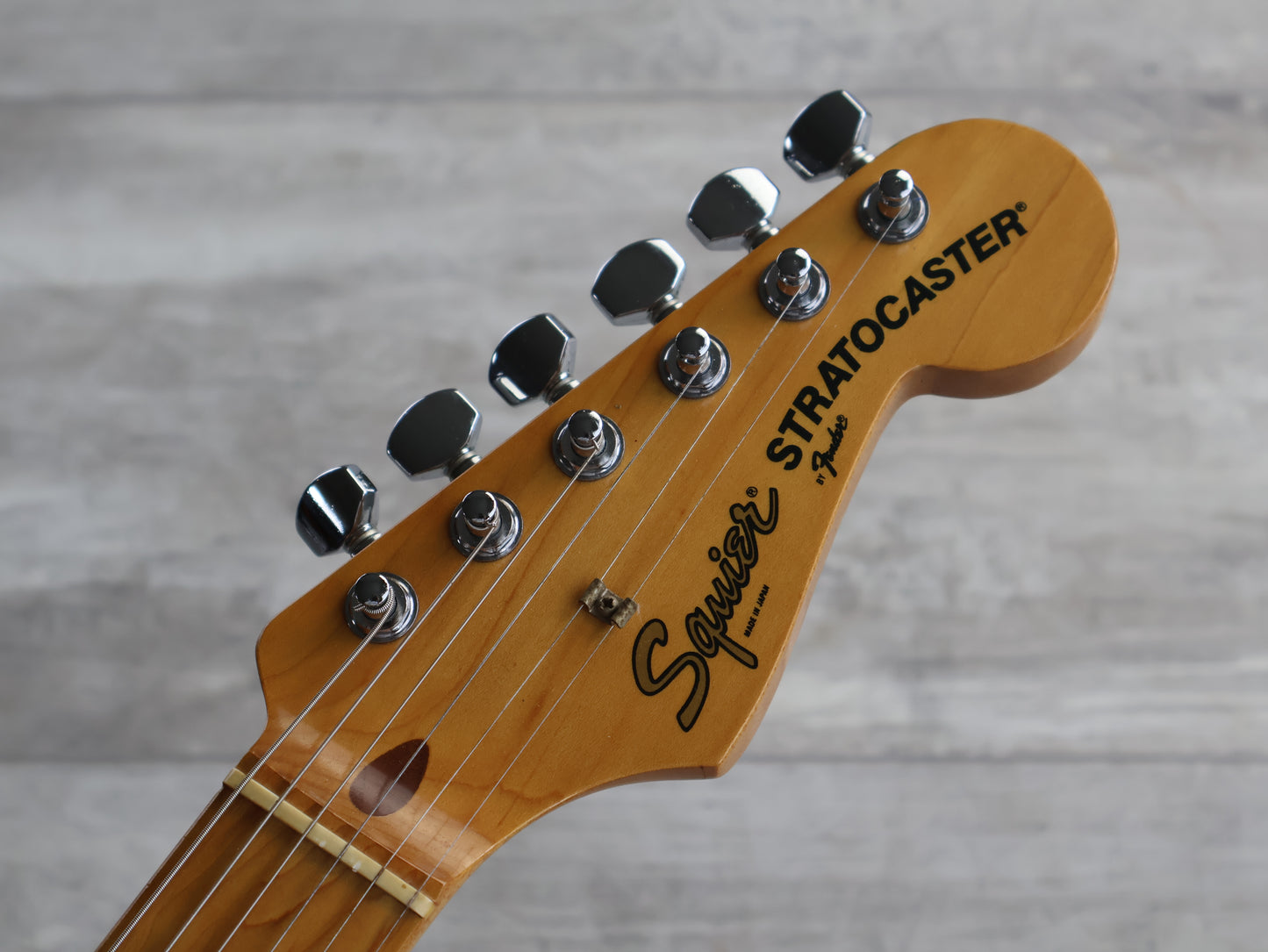 1986 Squier (by Fender Japan) SST-30 Vintage Stratocaster (Black)