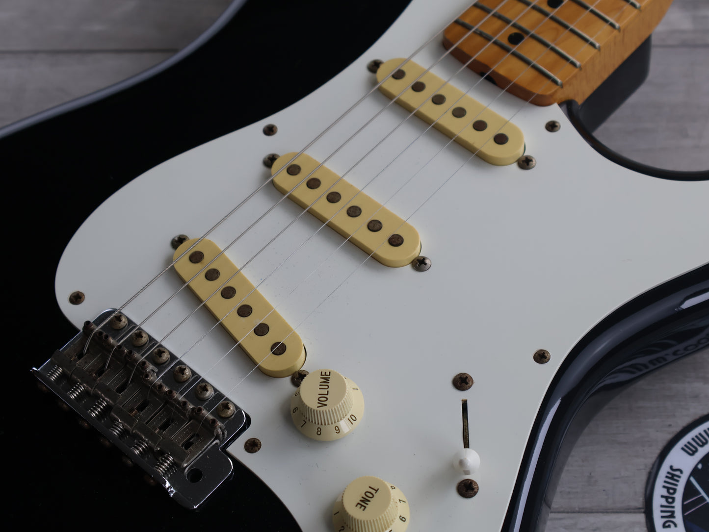 1986 Squier (by Fender Japan) SST-30 Vintage Stratocaster (Black)