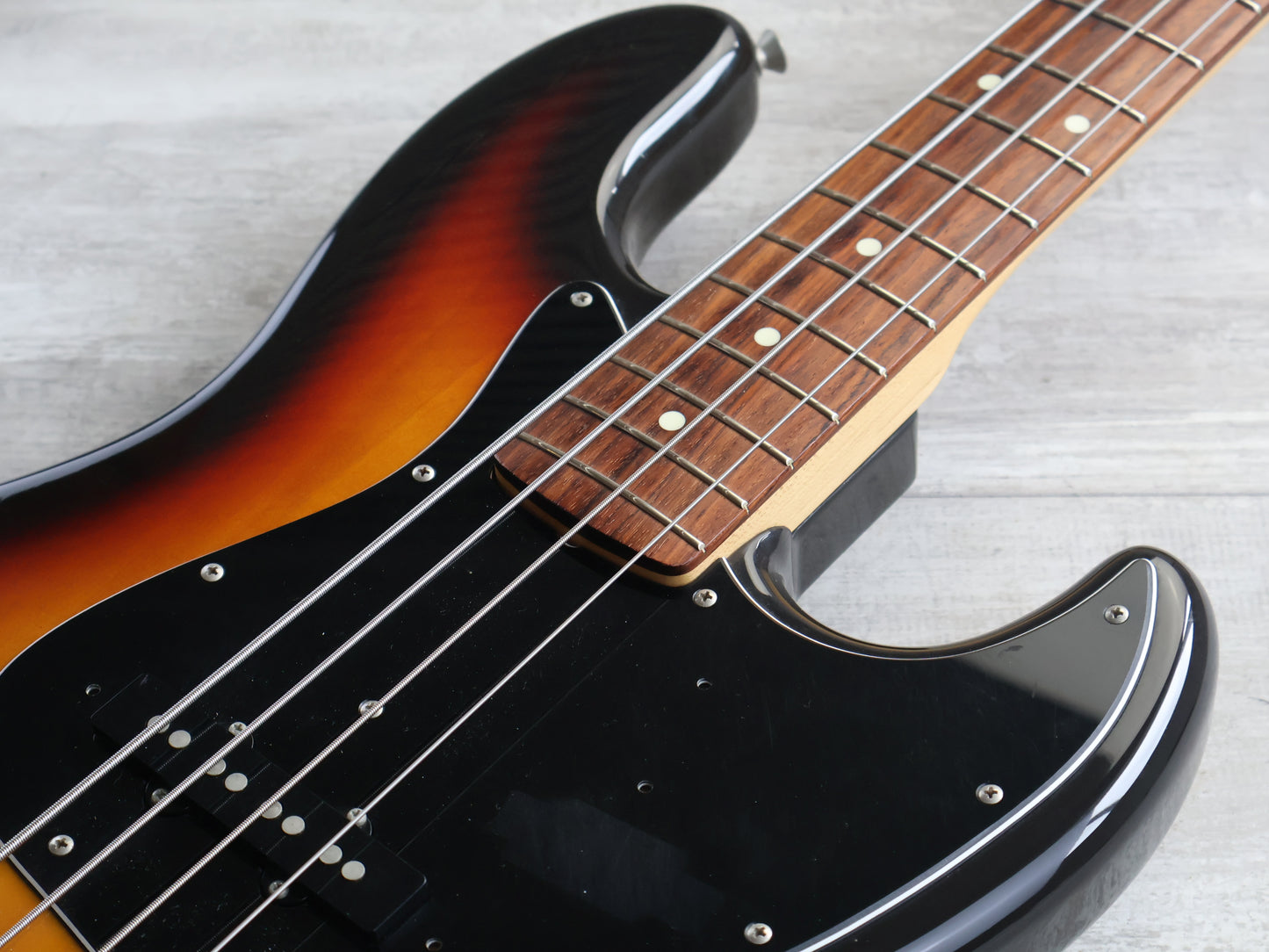 1999 Fender Japan JB-STD Jazz Bass Standard (Sunburst)