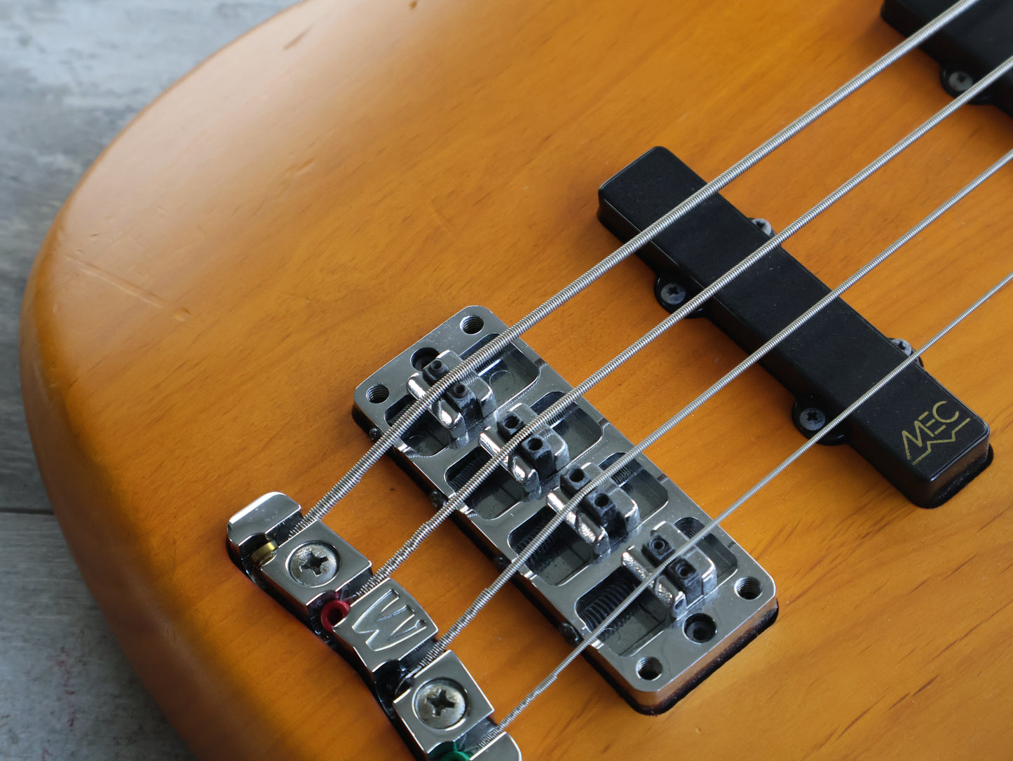 Warwick Corvette Basic RockBass (Honey Violin Transparent Satin)