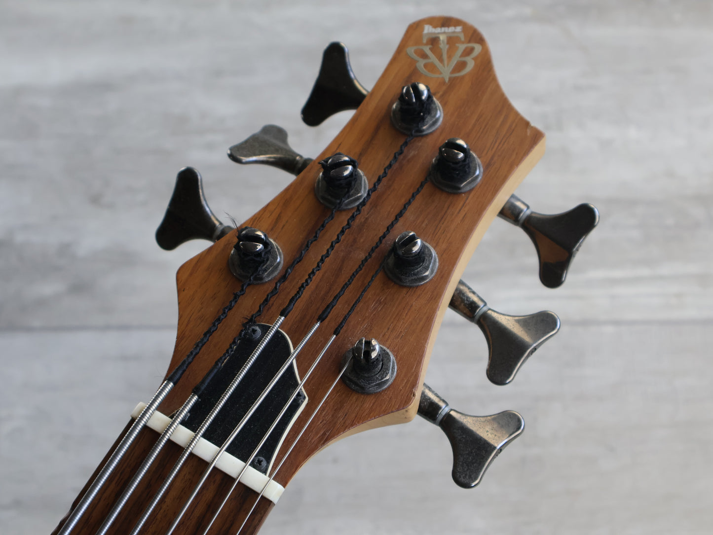 2013 Ibanez BTB686SC 6-String Neckthrough Bass (Natural Flat)