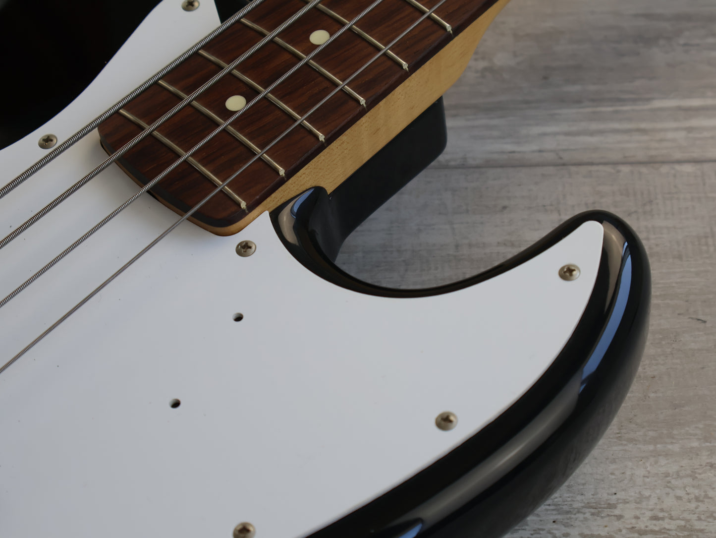 1993 Fender Japan Jazz Bass Standard (Black)