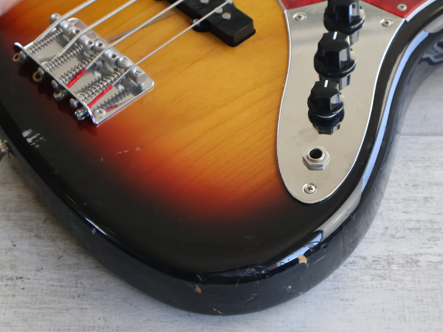 1999 Fender Japan (by Tokai) JB62-58 '62 Reissue Jazz Bass (Sunburst)