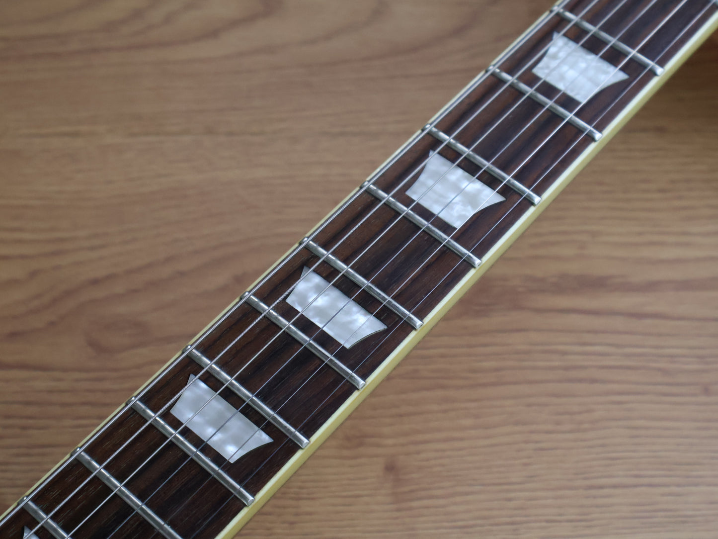 2009 Epiphone Limited Edition Custom Shop Les Paul Standard (Gold Sparkle Flake)