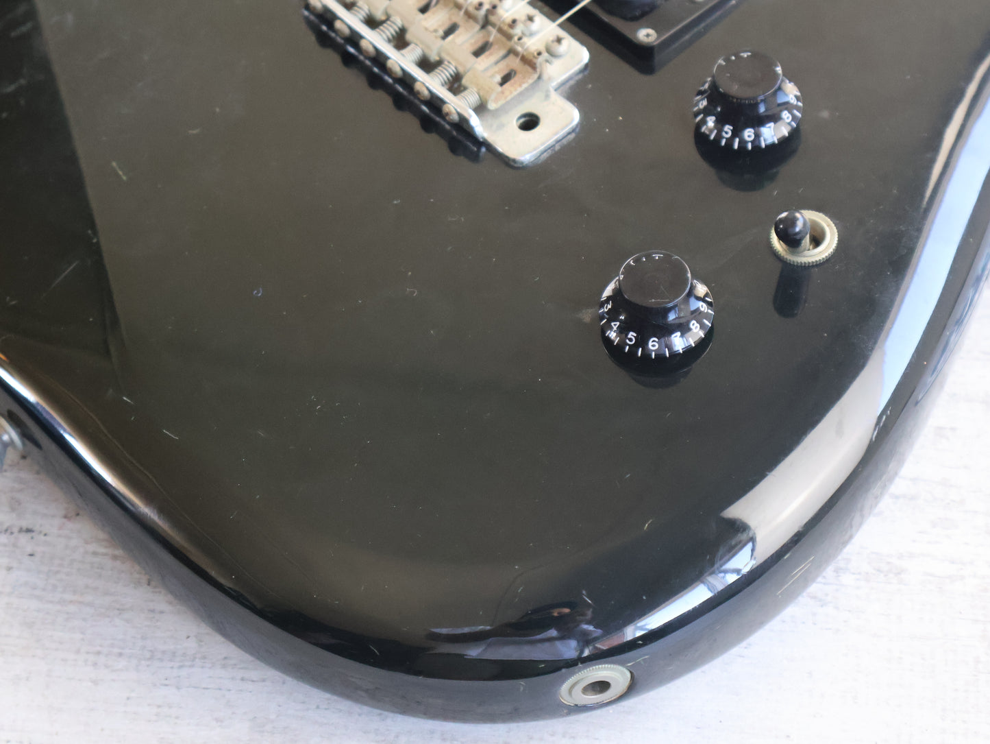 1985 Fender Squier ST-335 Contemporary Series Japan HH Stratocaster (Black)