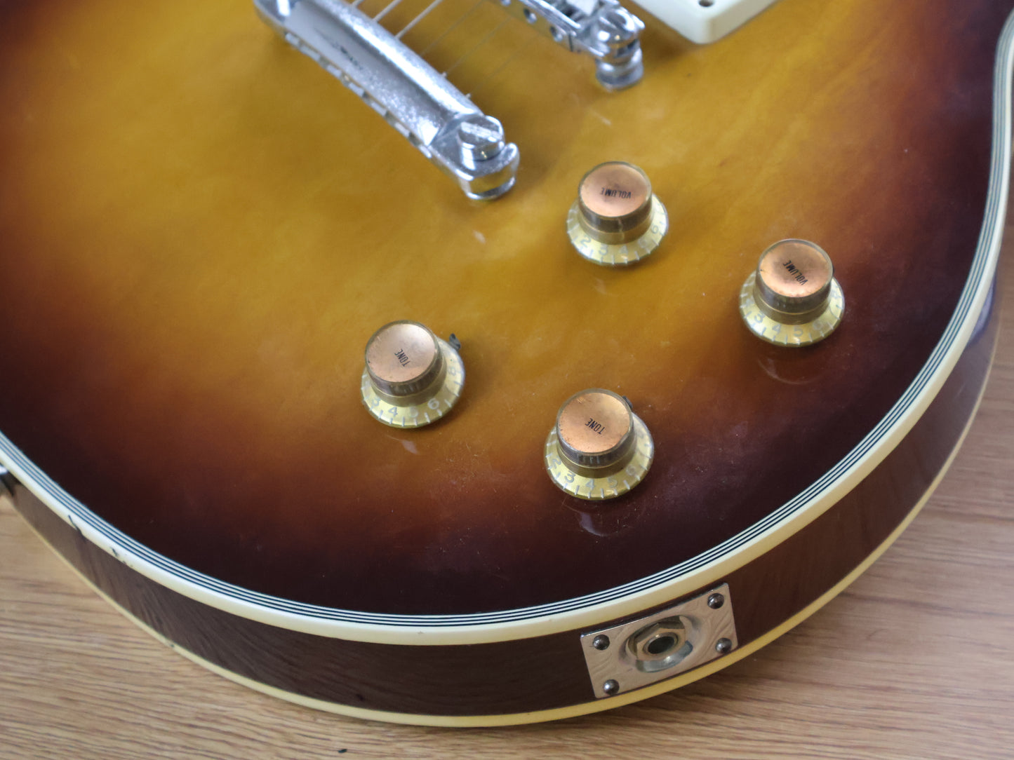 1970's Kasuga Japanese Les Paul Custom (Brown Sunburst)