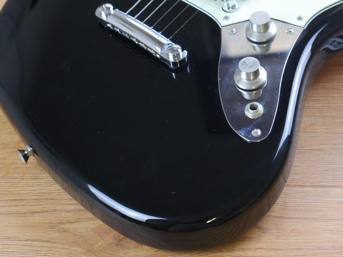 2006 Fender Japan JGS-83 HH Jaguar Special (Black)
