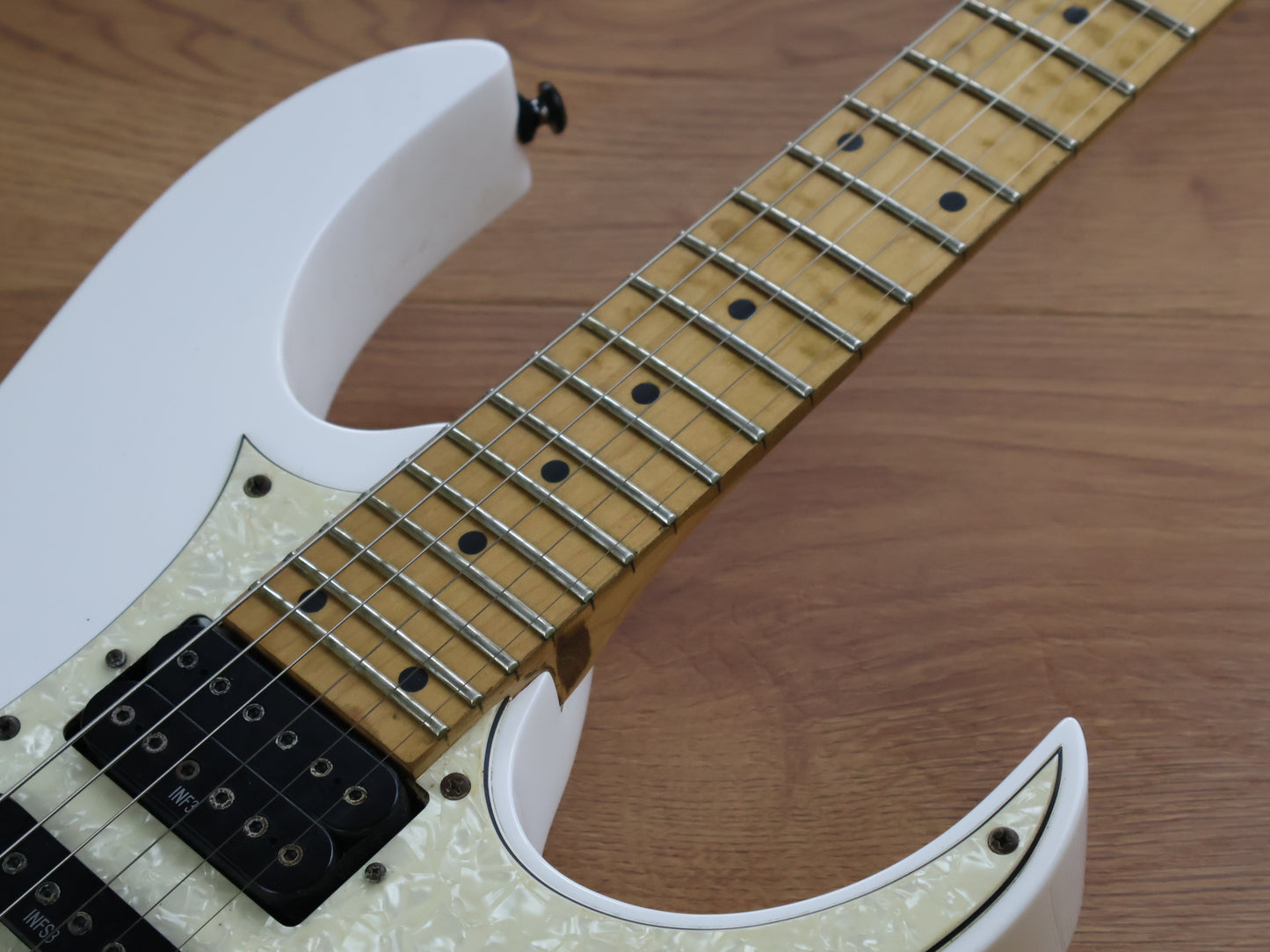 2011 Ibanez RG350MPZ HSH Superstrat (White)