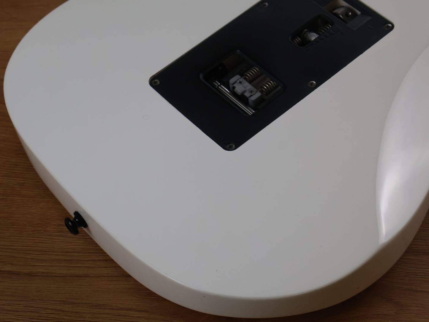 2011 Ibanez RG350MPZ HSH Superstrat (White)