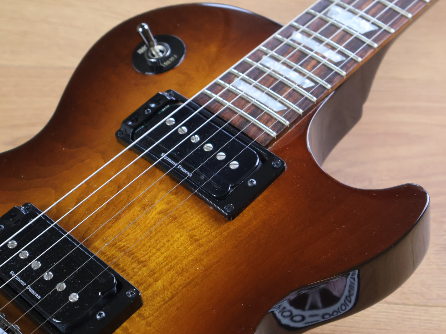 2011 Gibson Les Paul Studio Plus w/Seymour Duncan's (Desert Burst)