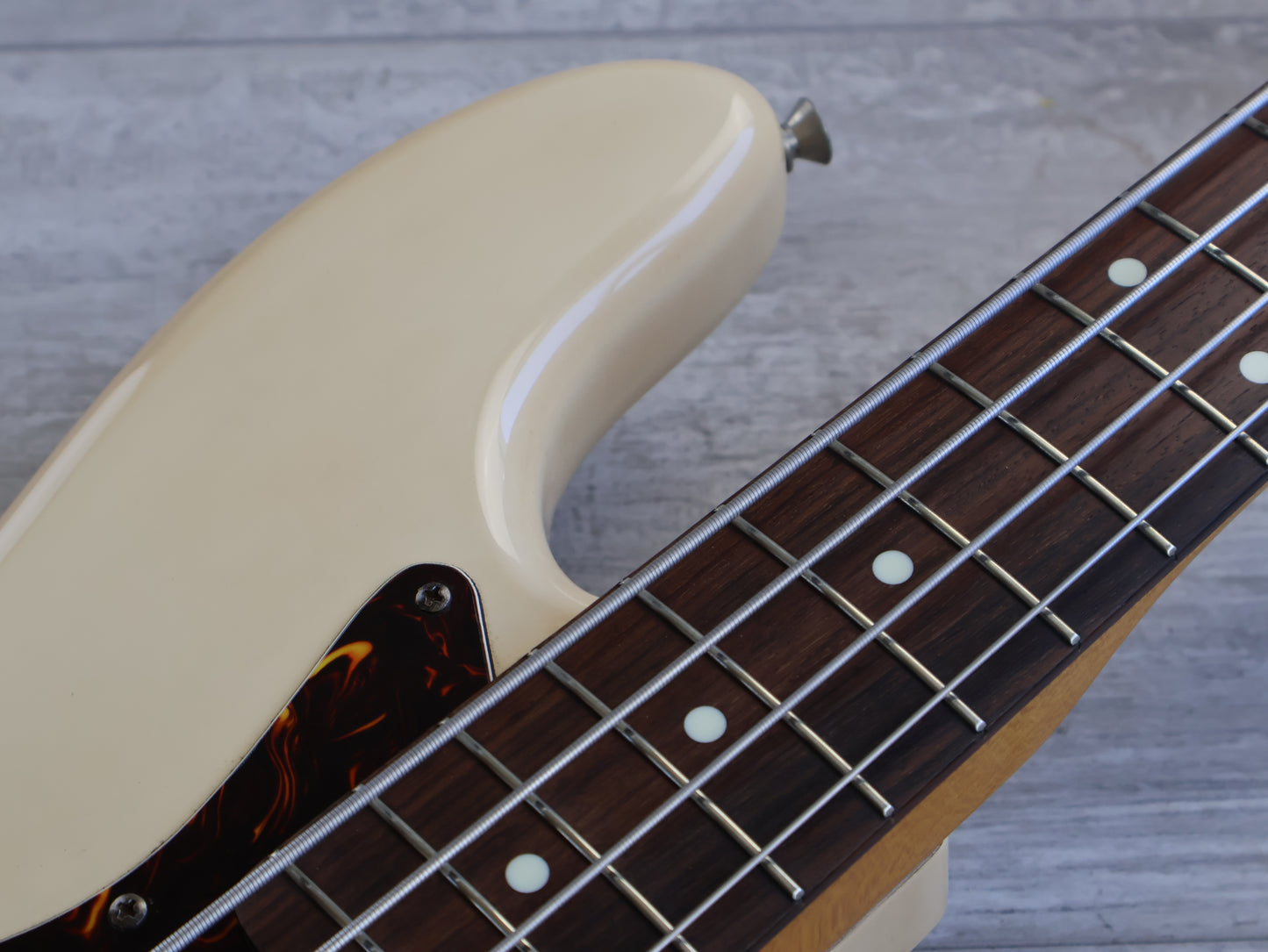 1989 Fender Japan JB62-75 '62 Reissue Jazz Bass w/Alembic PJ Pickups (Vintage White)