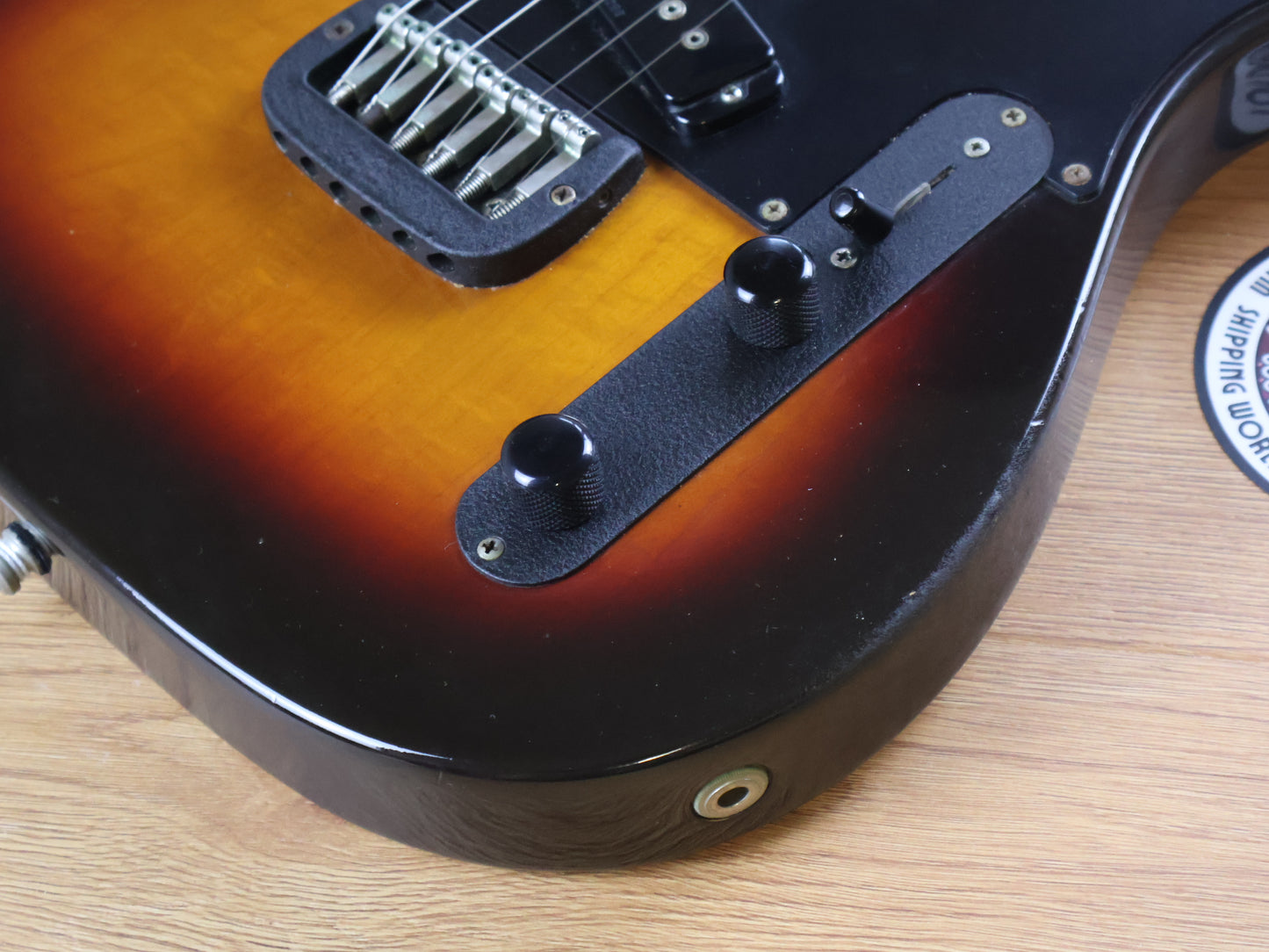 1986 G&L USA (by Leo Fender) ASAT Telecaster (Three-Tone Sunburst)