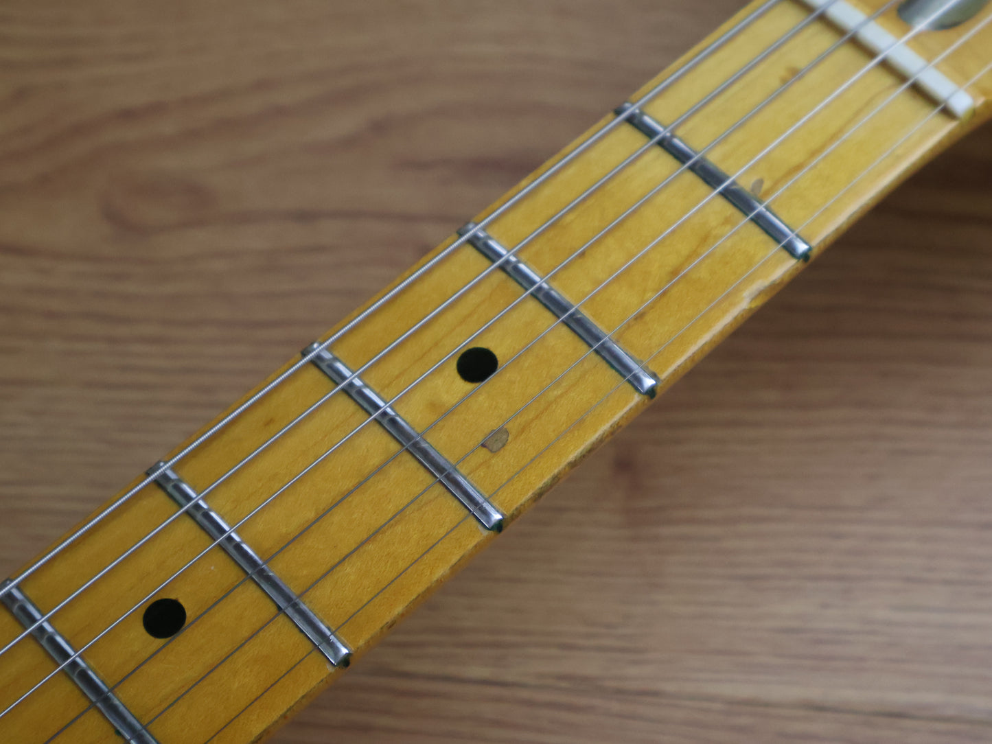 1986 G&L USA (by Leo Fender) ASAT Telecaster (Three-Tone Sunburst)